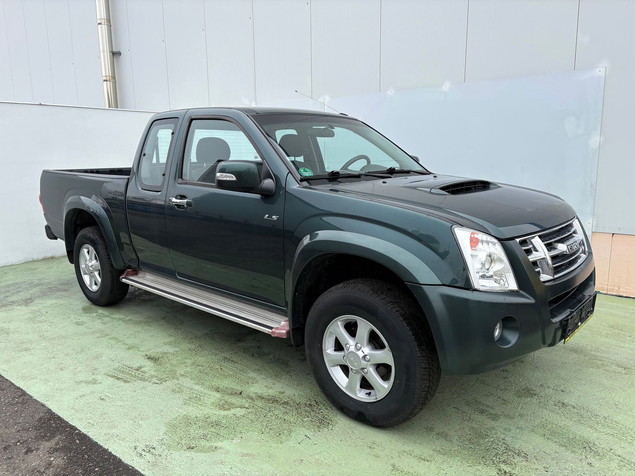 Isuzu D-Max, 2.5, 100kW, 4x4, Tažné