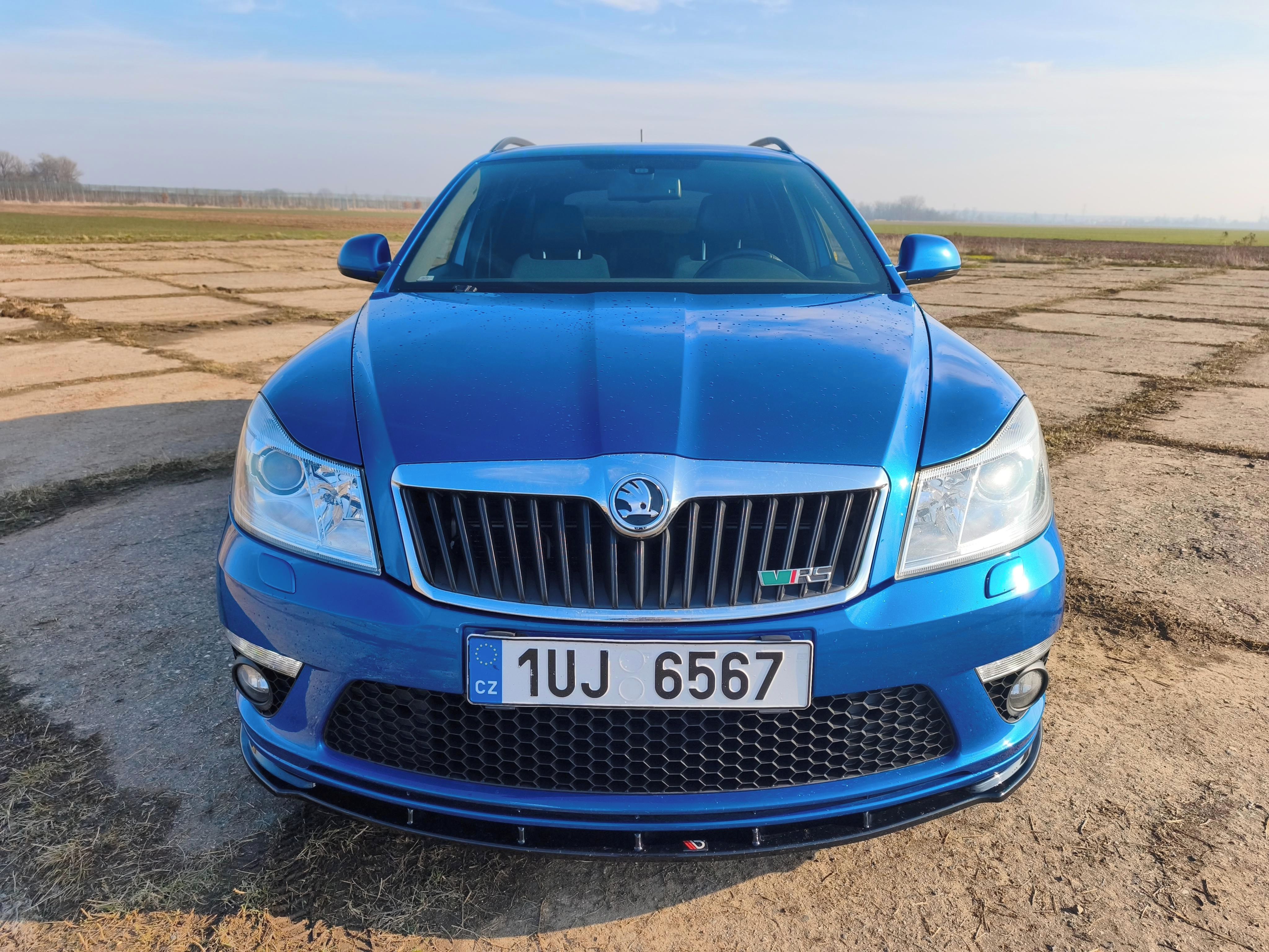 Škoda Octavia, 2.0 TDI rs - fotka 2