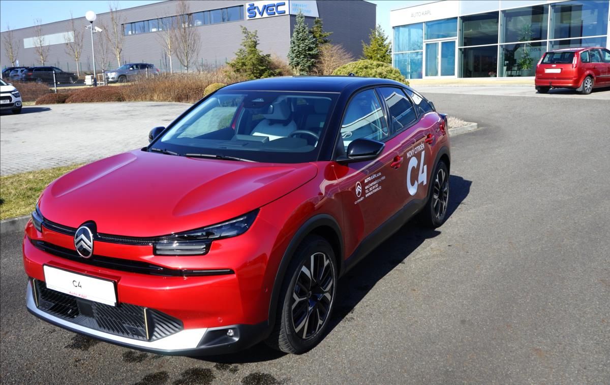Citroën C4, 1,2 Petrol 130k Automatic MAX