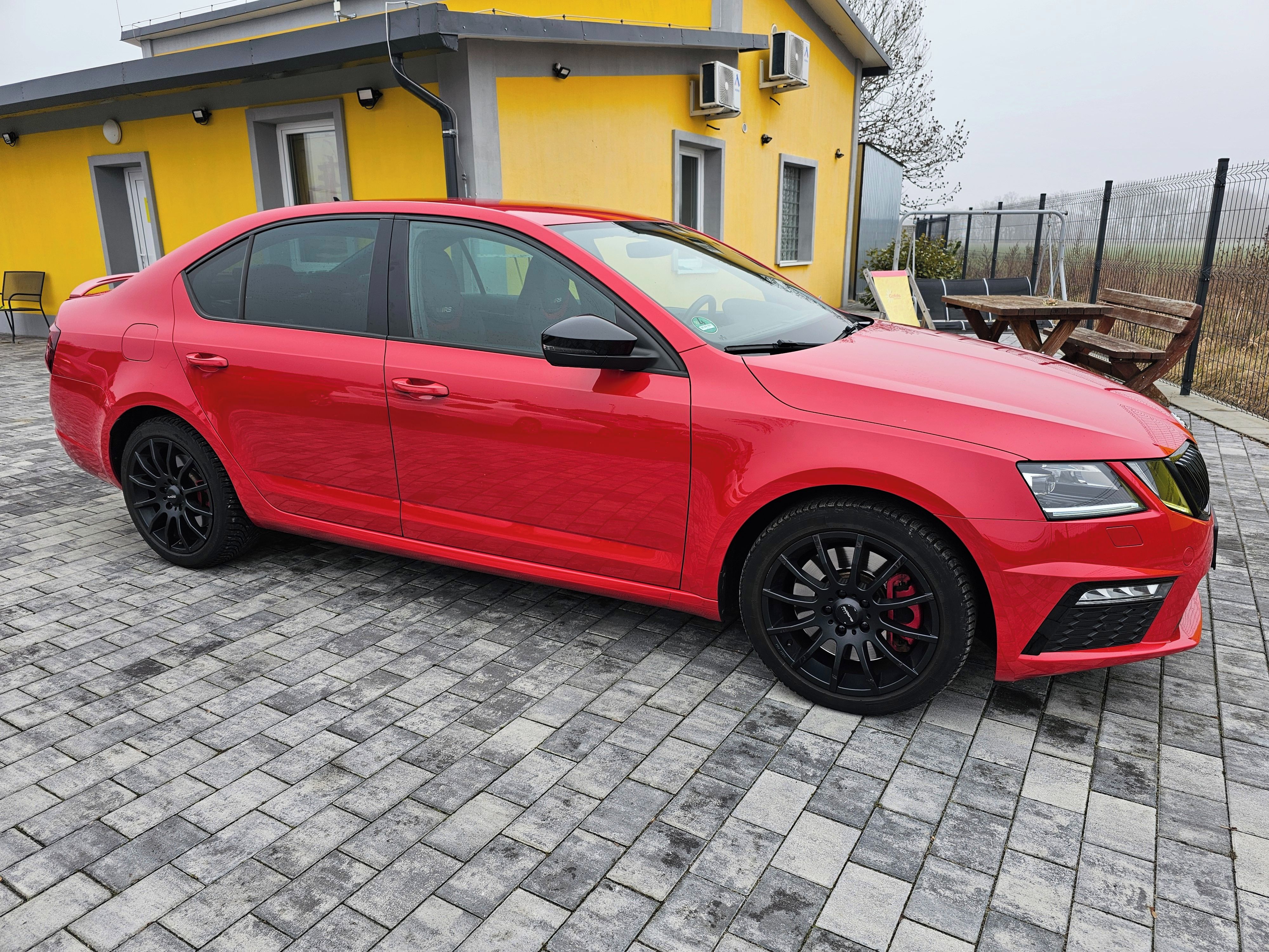 Škoda Octavia, RS 2.0 TSI 180kw,1Maj.Nelakova - fotka 3