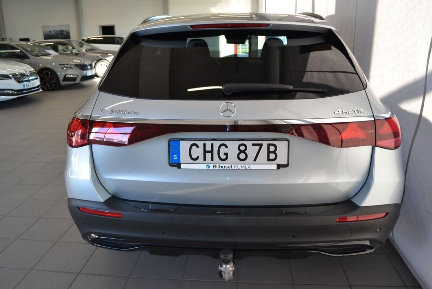 Mercedes-Benz Třídy E, 300d e AllTerrain 360kam Tažné - fotka 4