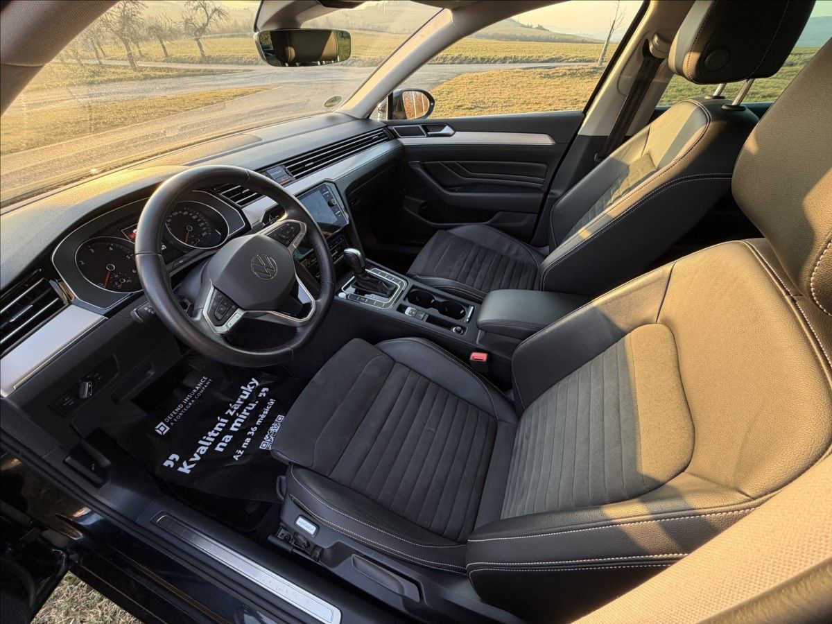 Volkswagen Passat, 2,0 TDi ELEGENCE - fotka 5