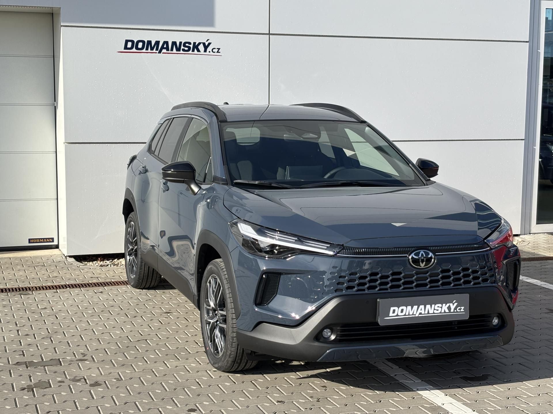 Toyota Corolla Cross, NEW STYLE 1,8 HEV - fotka 2