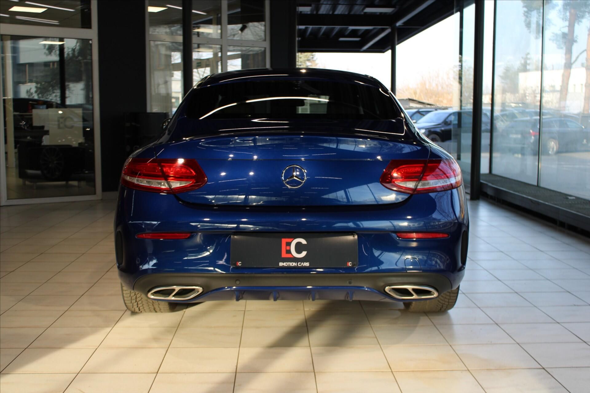 Mercedes-Benz Třídy C, 250d Coupé AMG Line DIS+/Burme - fotka 5