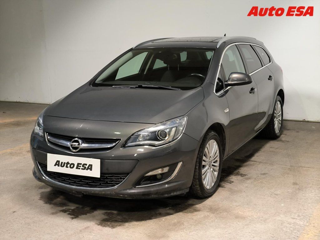 Opel Astra, 1.6 CDTi,Sport,bixen,navi - fotka 3