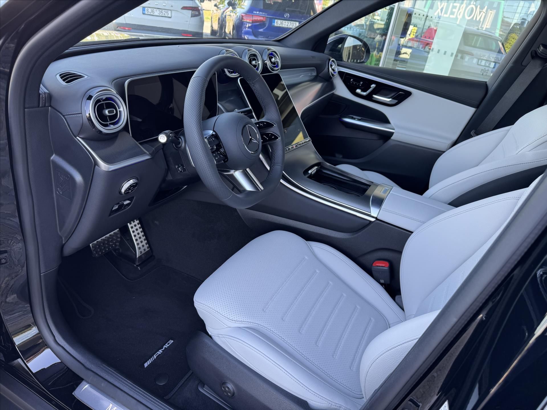 Mercedes-Benz GLC, GLC 300de 4M*AMG*NIGHT - fotka 5