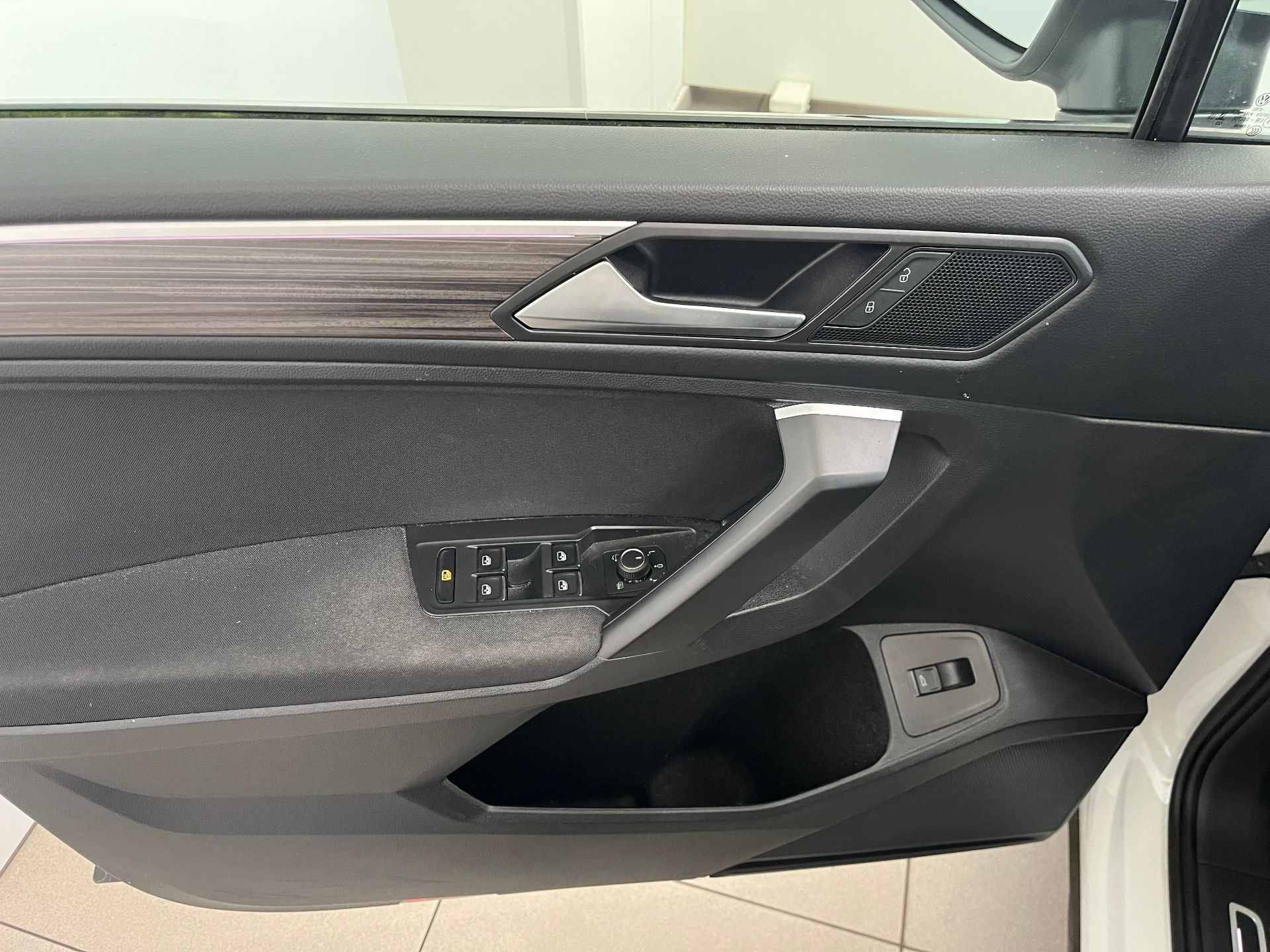 Volkswagen Tiguan Allspace, 1,5 TSI 110 kW 7DSG Life - fotka 6