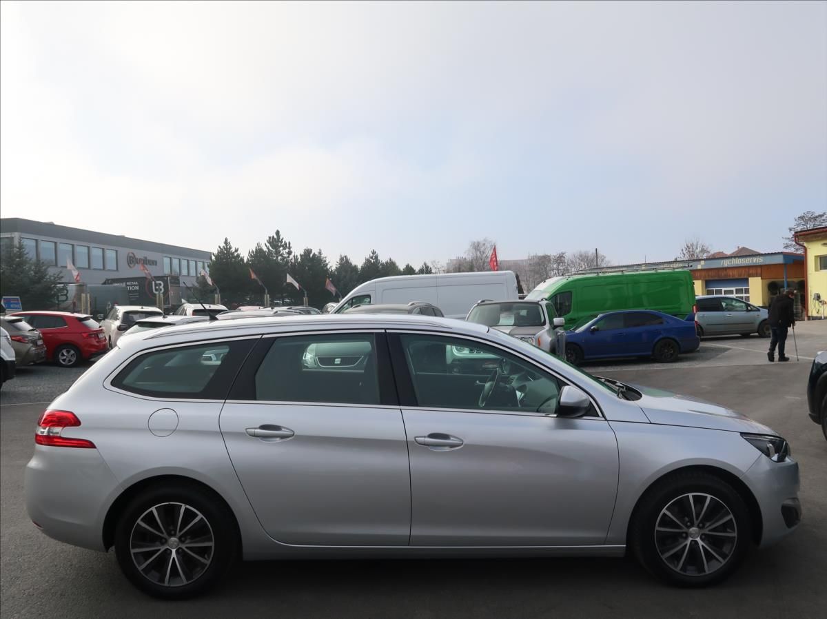 Peugeot 308, 2,0 BHDi,110kW,NovéČR,DPH - fotka 5