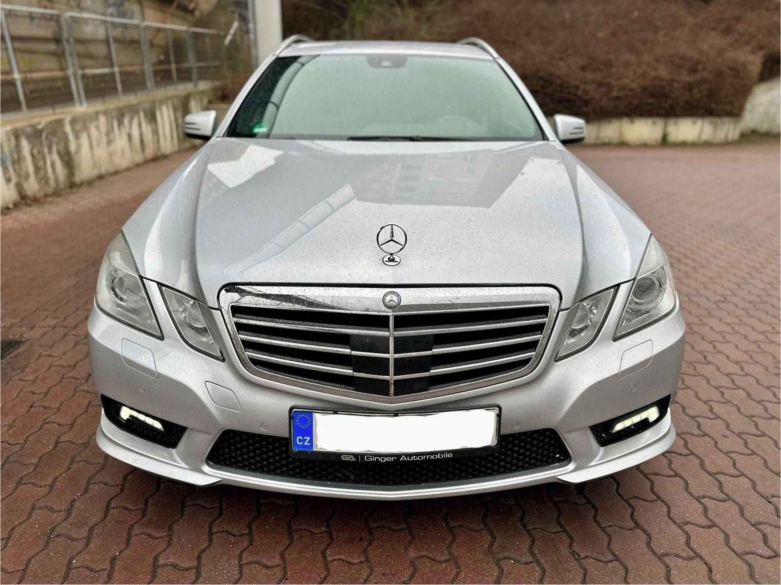 Mercedes-Benz Třídy E, 350cdi, na splátky všem - fotka 2