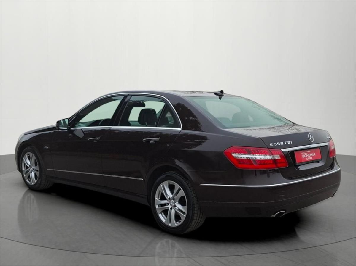 Mercedes-Benz Třídy E, 3,0 350 CDi 4Matic ČR kůže AUT - fotka 5