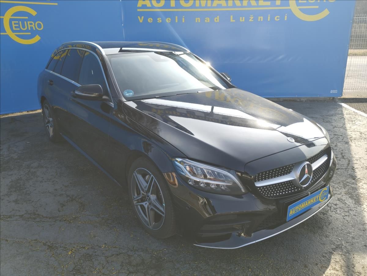 Mercedes-Benz Třídy C, 2,0 CDi 143KW AMG PAKET - fotka 3