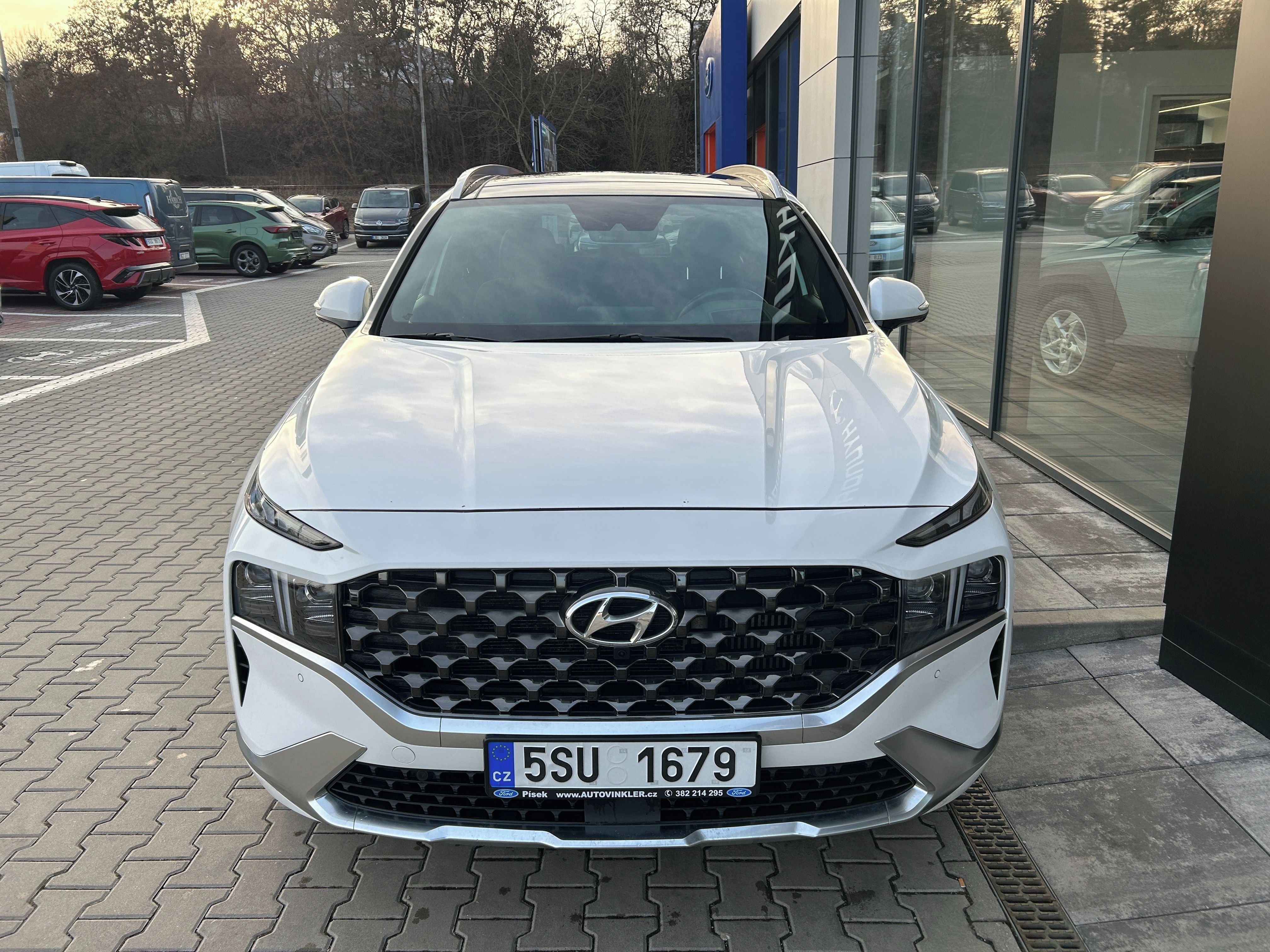 Hyundai Santa Fe, 22 5s 2,2 D DCT 4x4 Luxury Pan - fotka 2