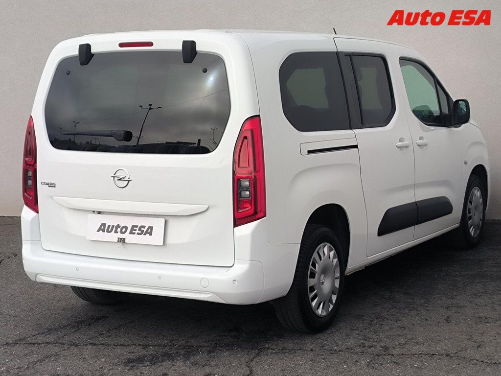 Opel Combo, 1.5CDTi MAXi XL,Life,AT - fotka 4