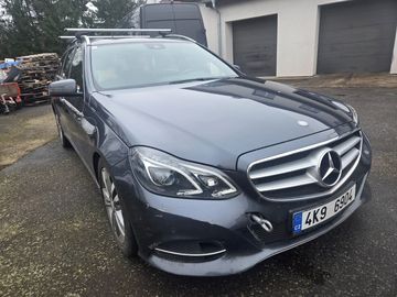 Mercedes-Benz E 220 BlueTEC