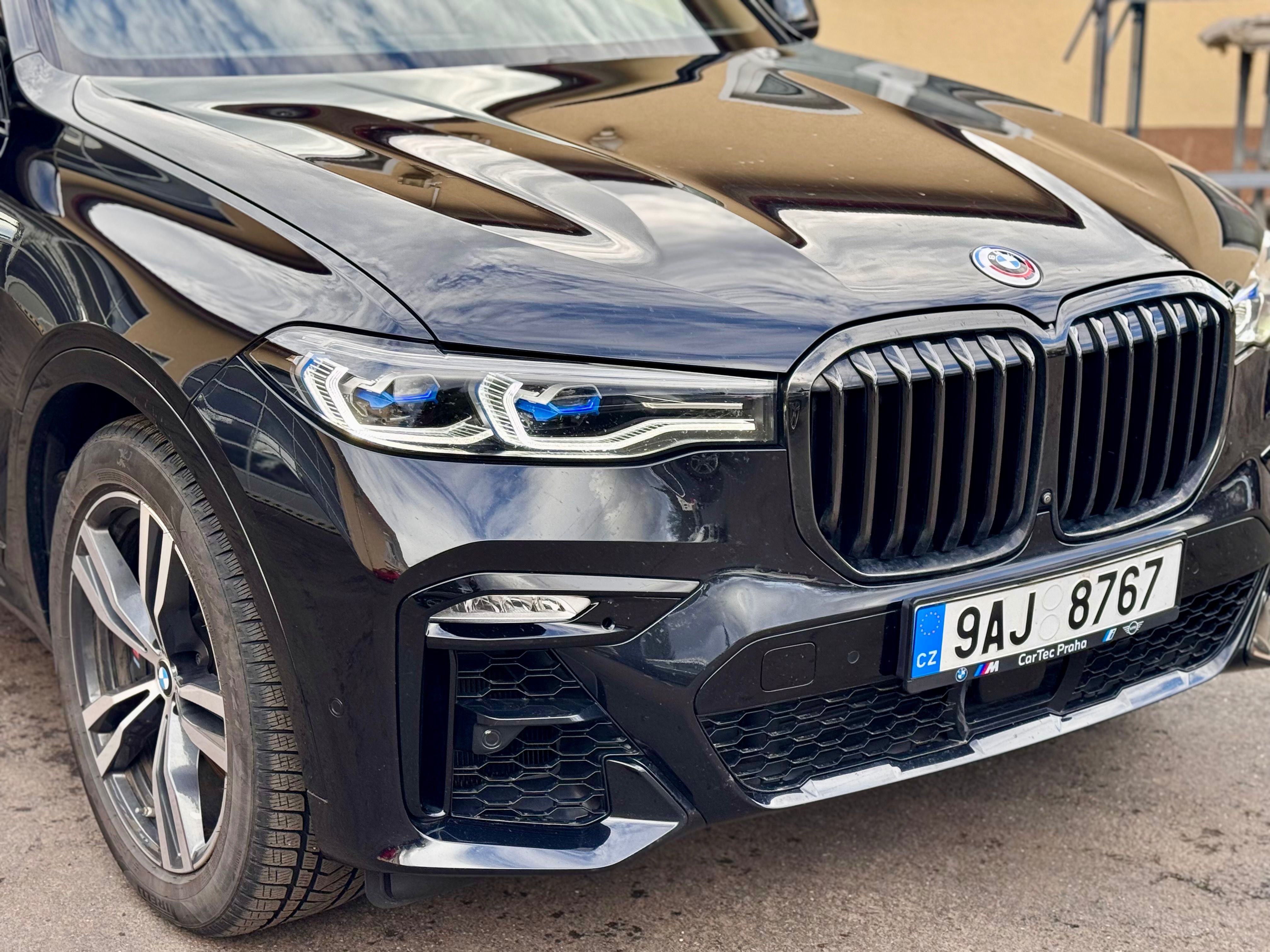 BMW X7, 4.4 M50i ČR DPH LASER PANO - fotka 6