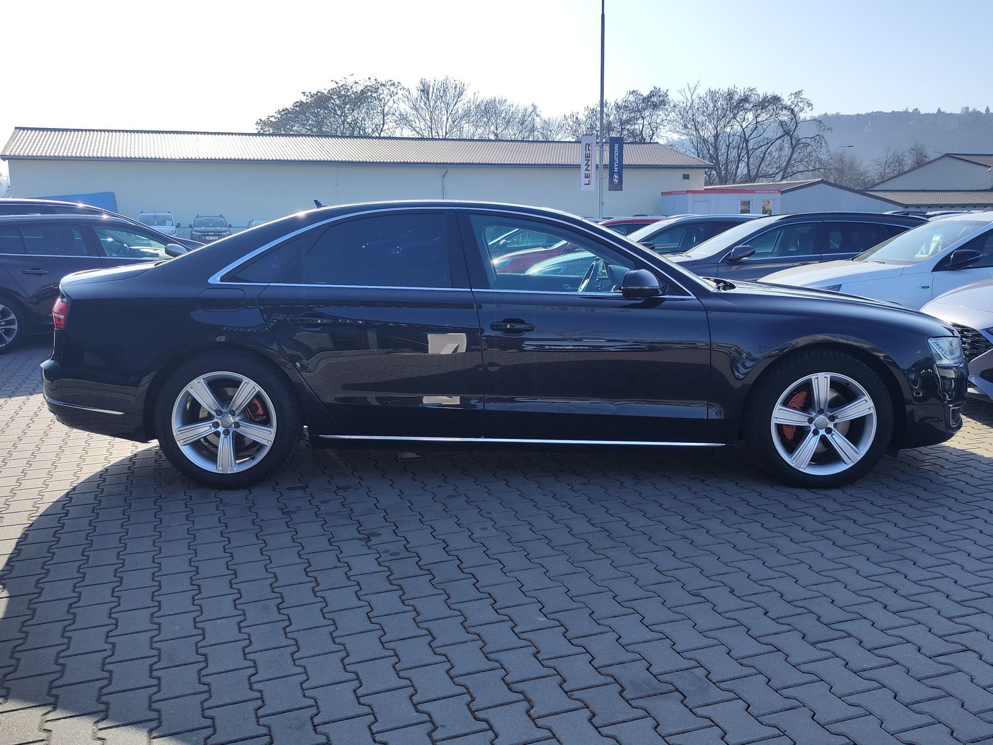 Audi A8, 3.0 TDI/190kW V6 Quattro AT. - fotka 4
