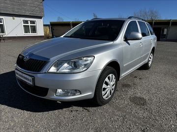 1,6 TDI - KLIMA - TAŽNÉ ZAŘ.