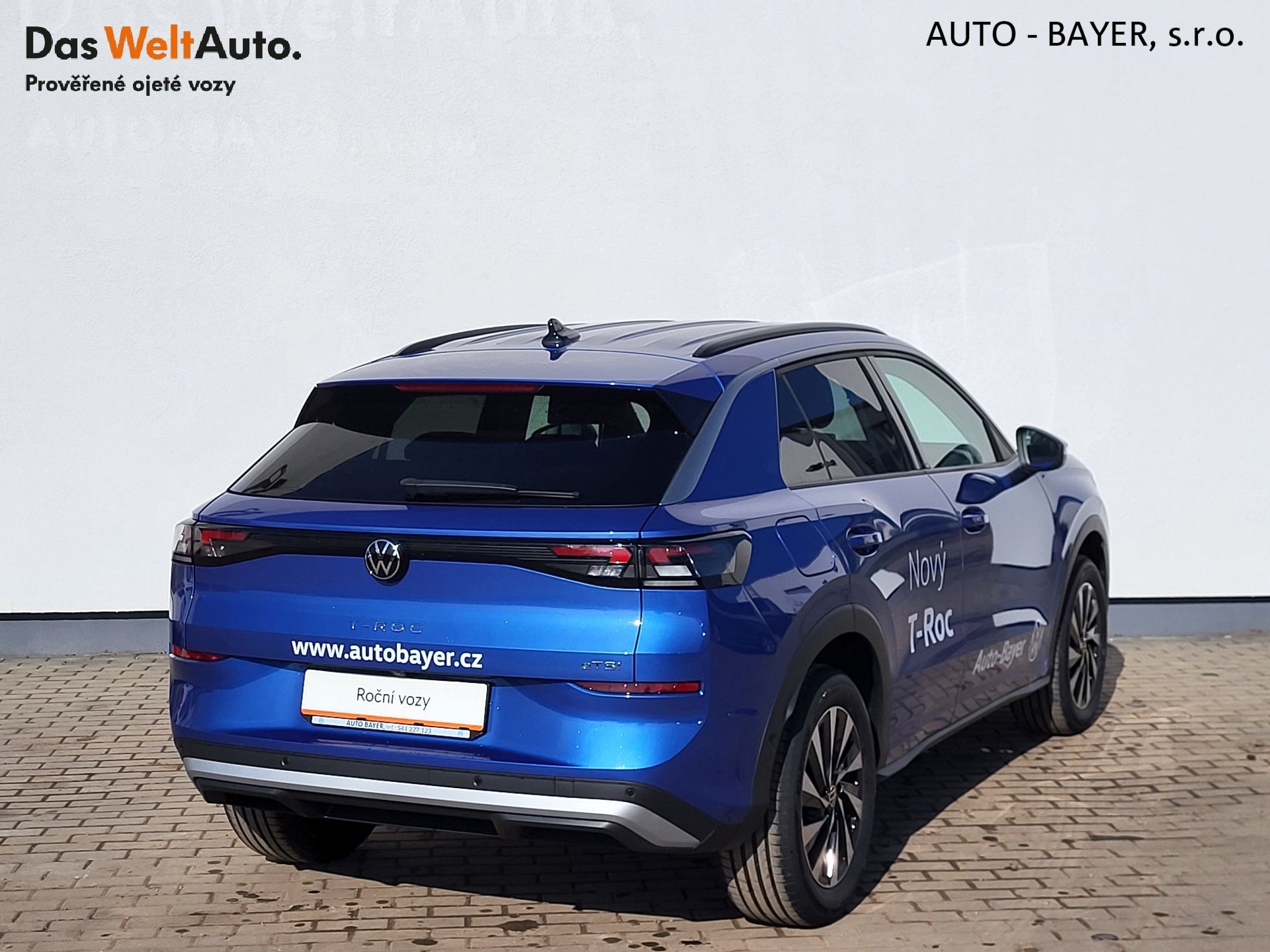 Volkswagen T-Roc, Life 1,5 eTSI 85 kW 7DSG - fotka 2