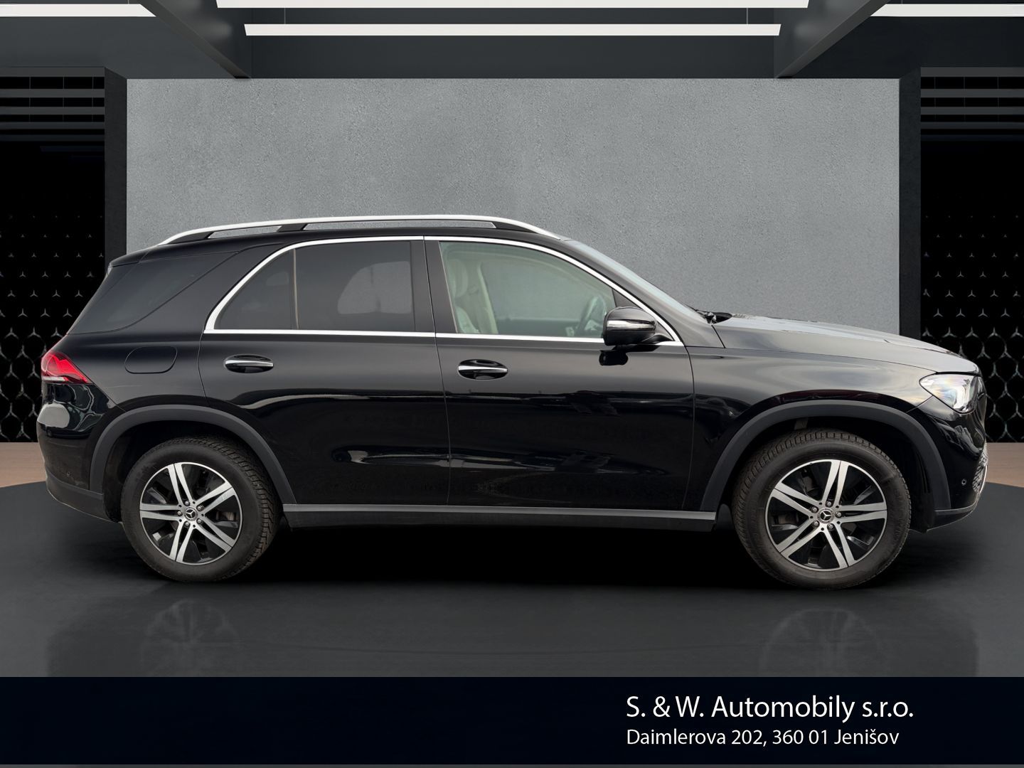 Mercedes-Benz GLE, 400d 4MATIC - fotka 4