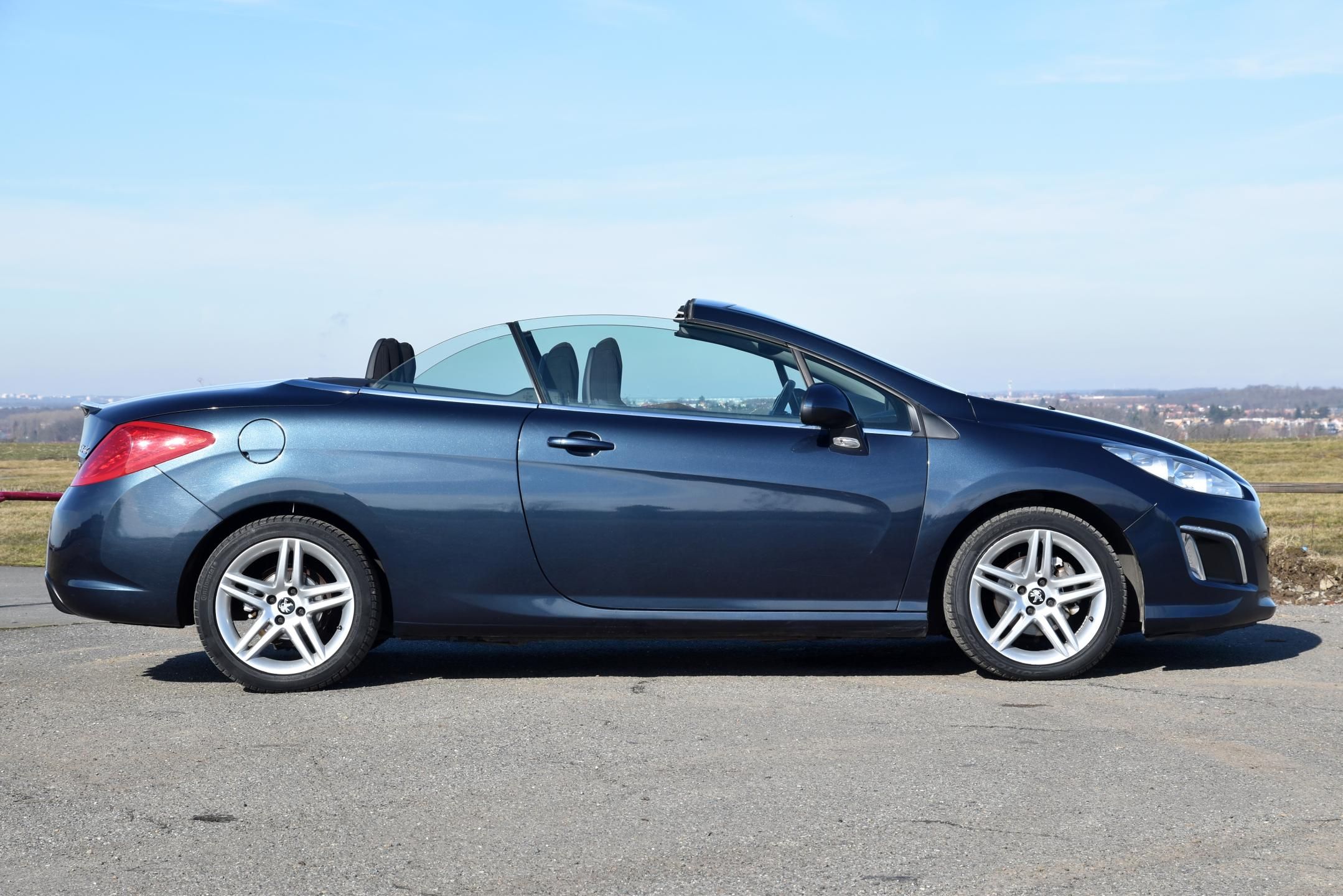 Peugeot 308, 1.6 HDi 6st,NAV,KLIMA,TEMP,ALU - fotka 2