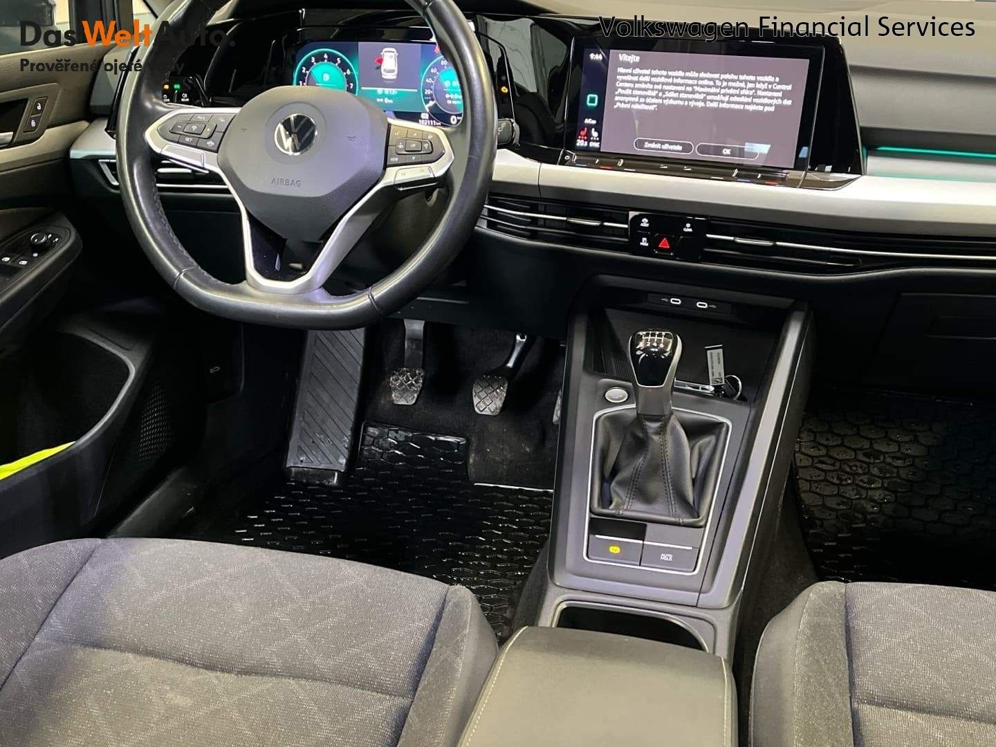 Volkswagen Golf, Variant Life 1,0 TSI - fotka 5