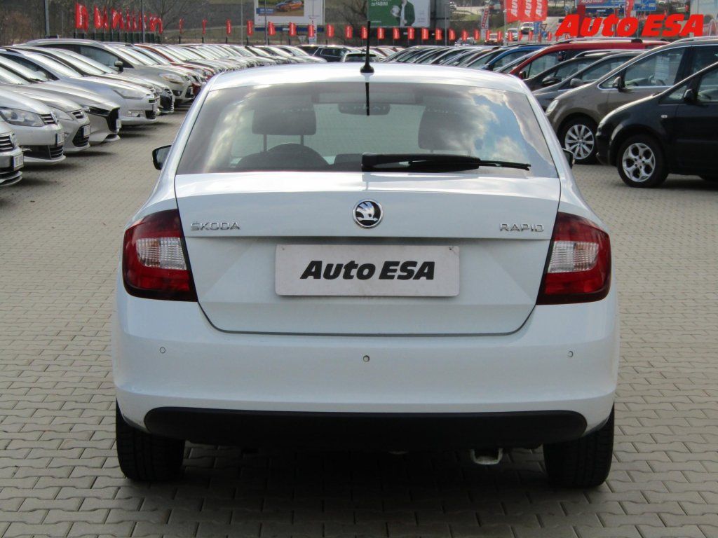Škoda Rapid, 1.0 TSi,ČR,Style,xenon - fotka 5