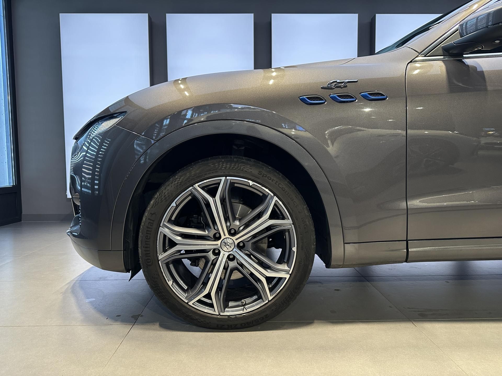 Maserati Levante, GT 330HP Zegna Interior - fotka 4