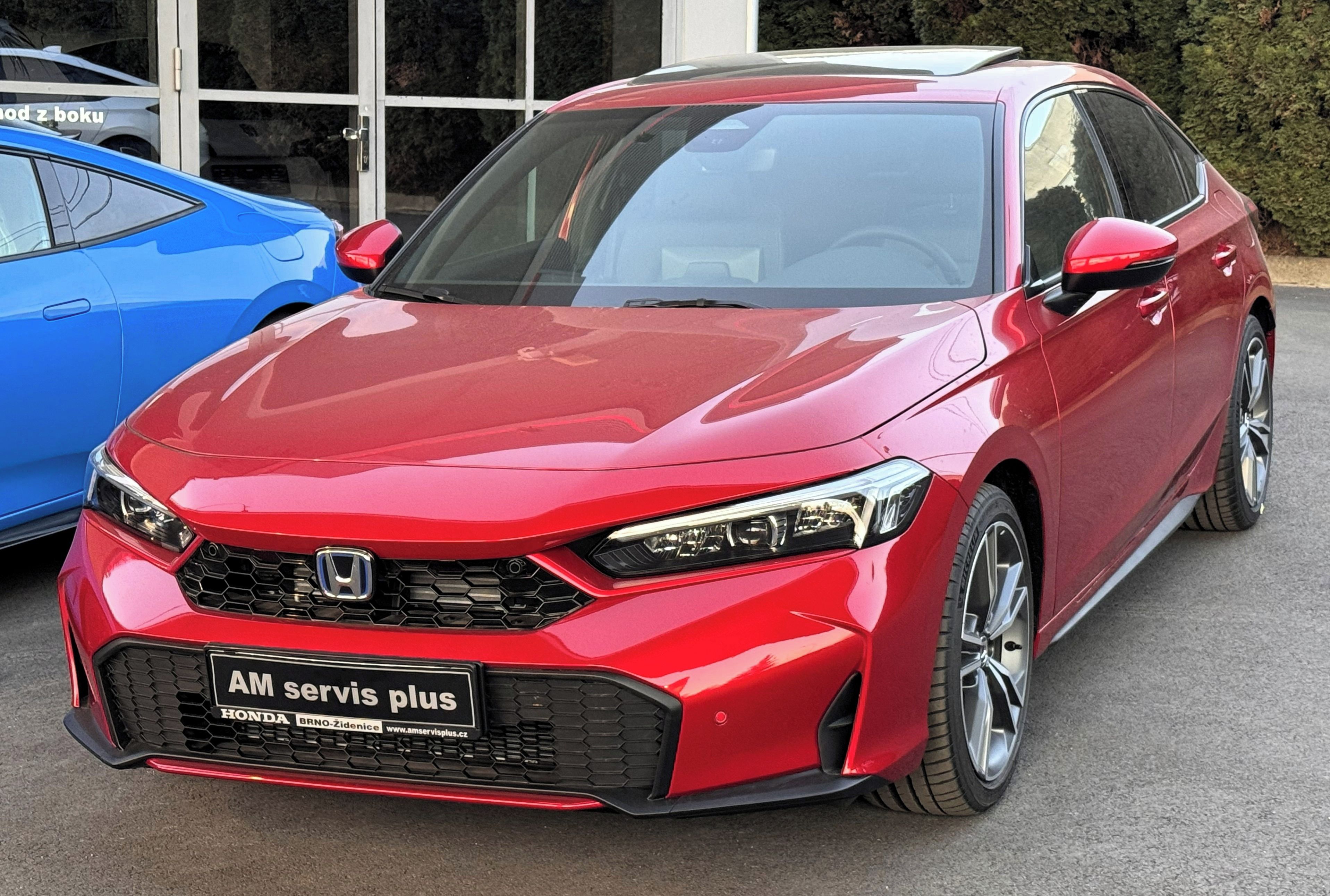 Honda Civic, 2.0e:HEV Advance - fotka 3