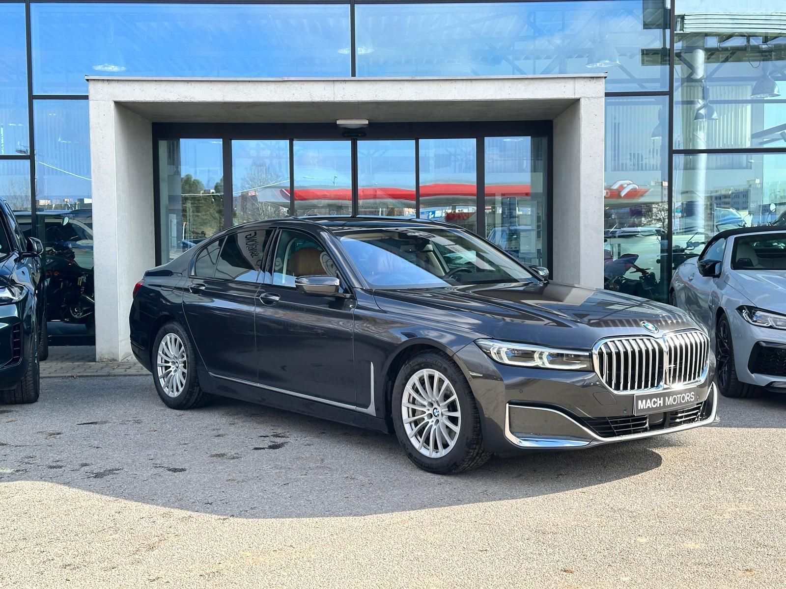 BMW Řada 7, 740D xDrive Executive Pro - fotka 2