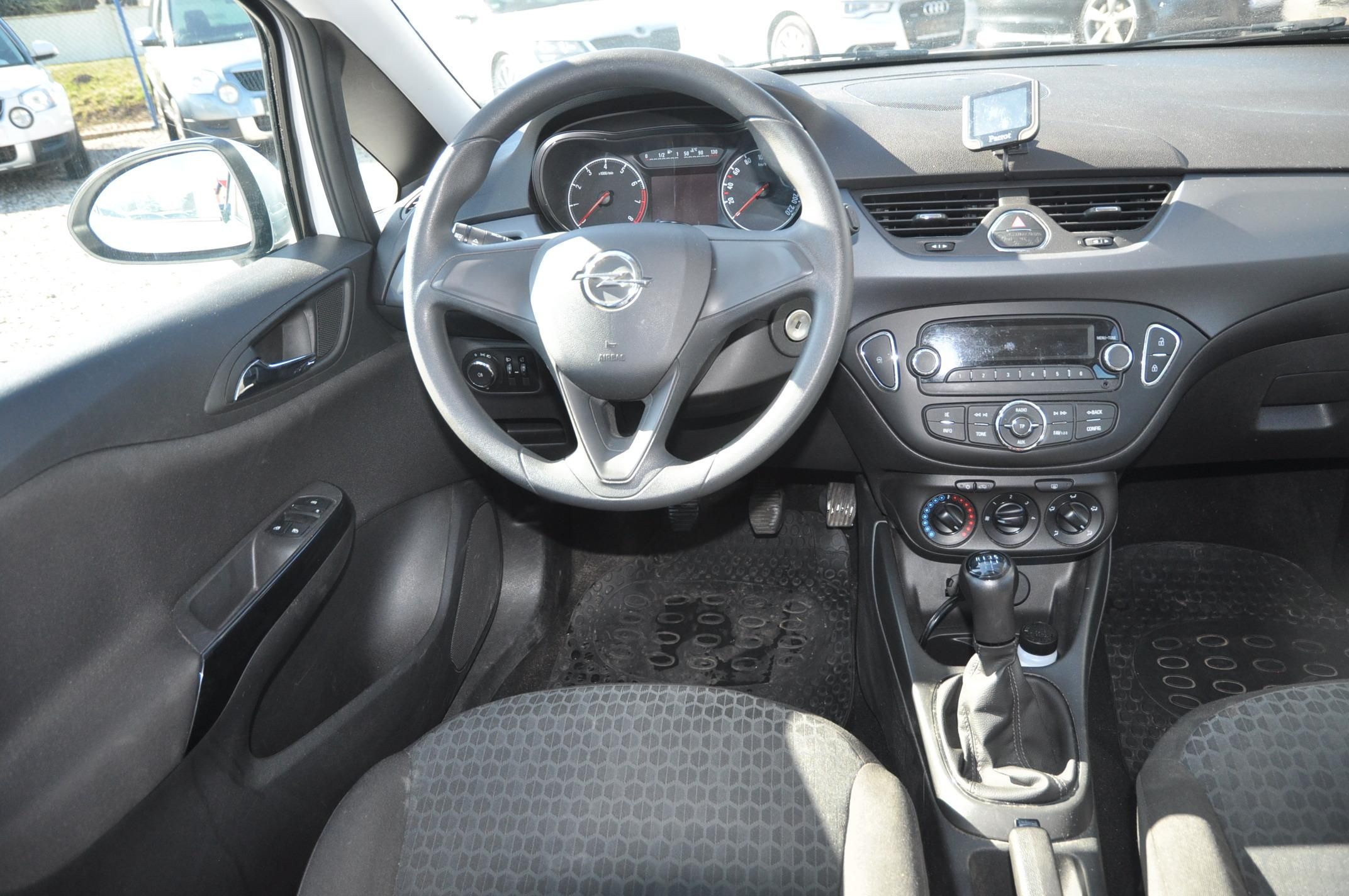 Opel Corsa, 1.2i 51kW - fotka 5