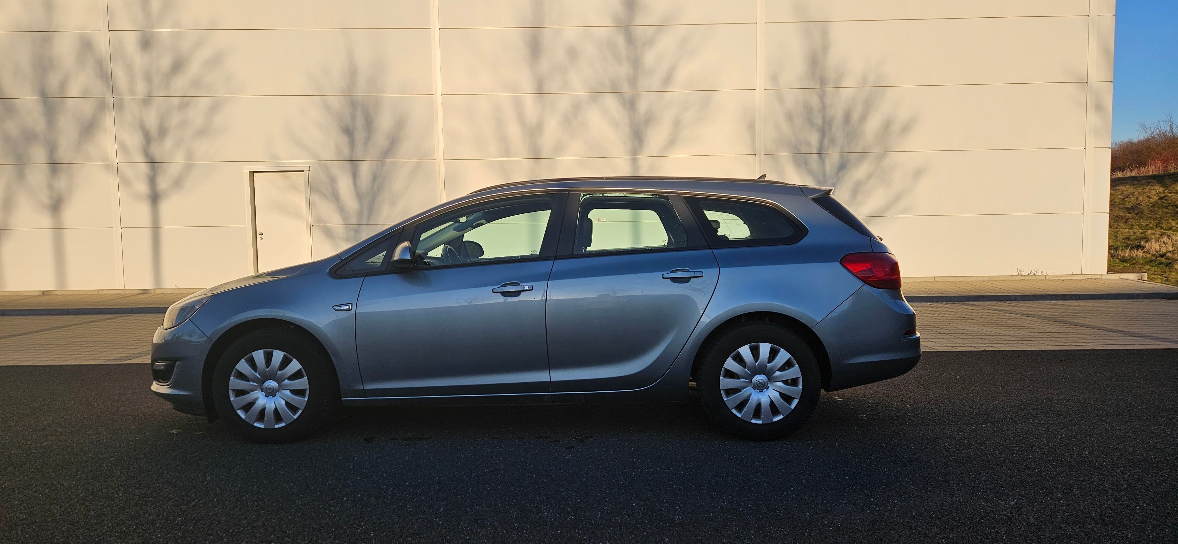 Opel Astra, 1.7 CDTI, 96kw - fotka 4