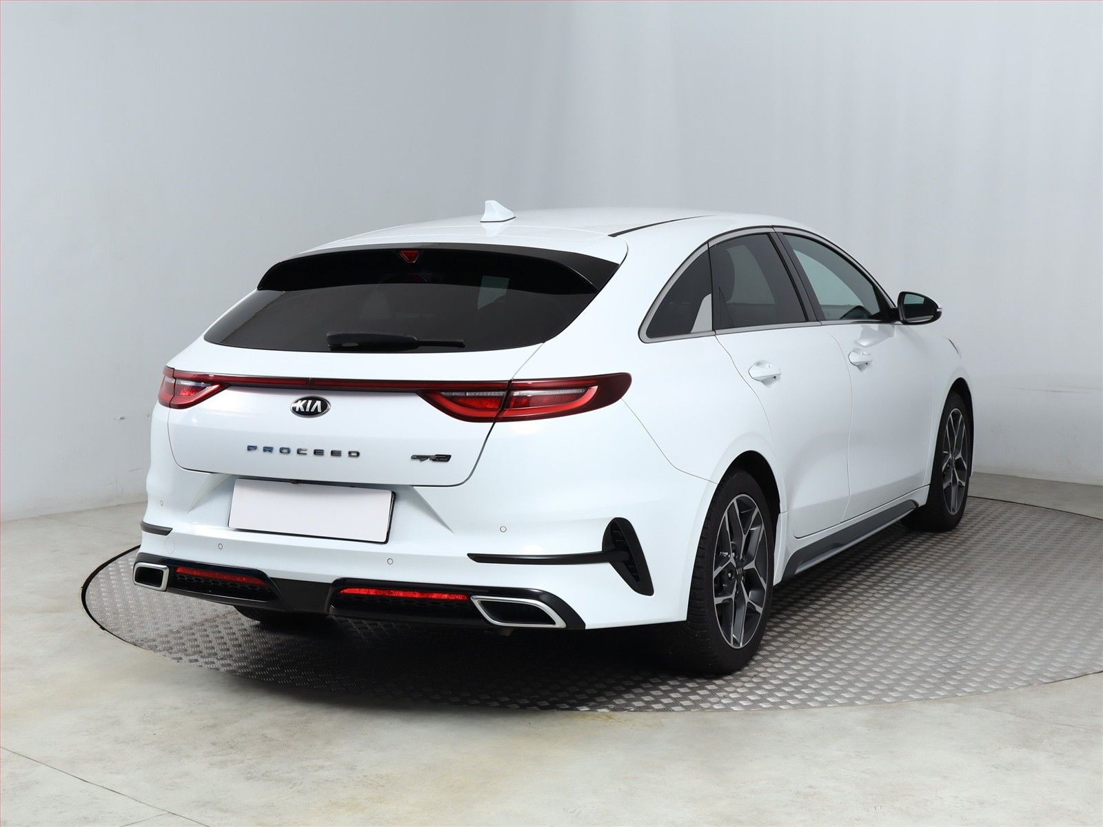 Kia ProCeed, 1.4 T-GDI, GT-Line, Serv.kniha - fotka 5