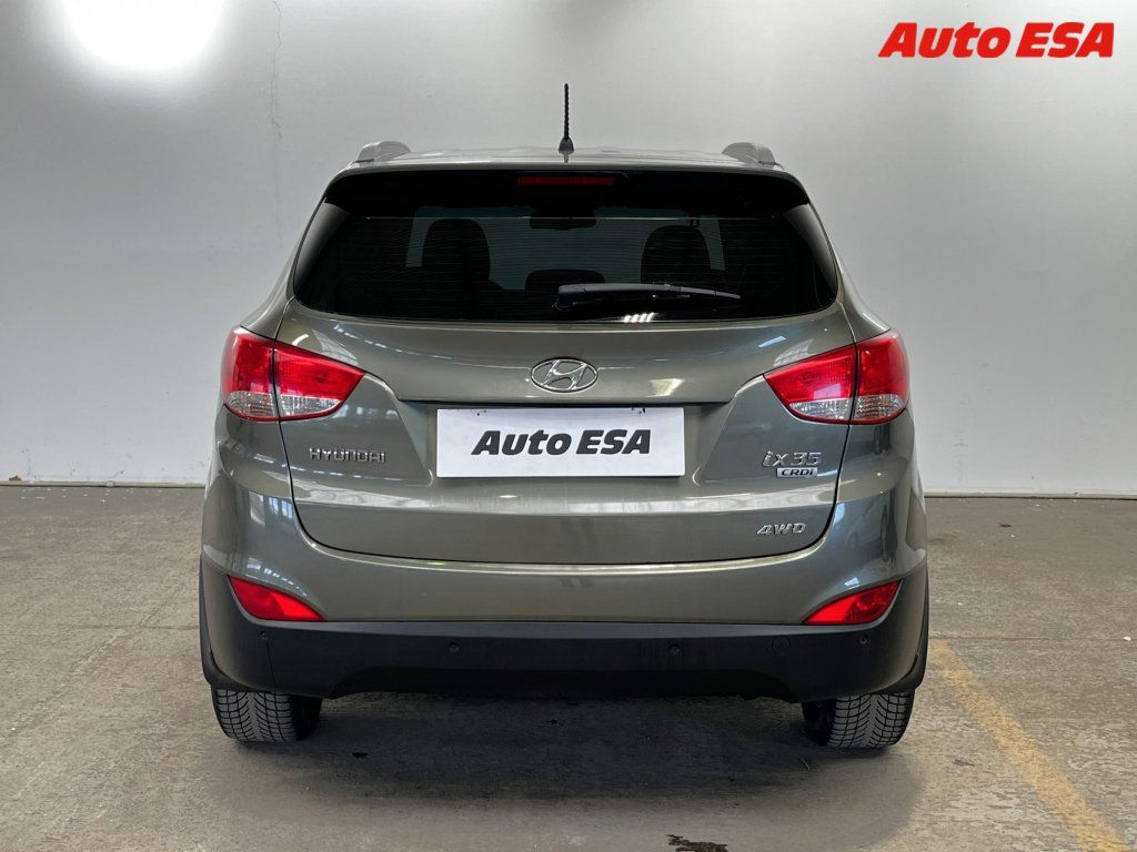 Hyundai ix35, 2.0CRDi 4x4,Xenon,AC - fotka 5