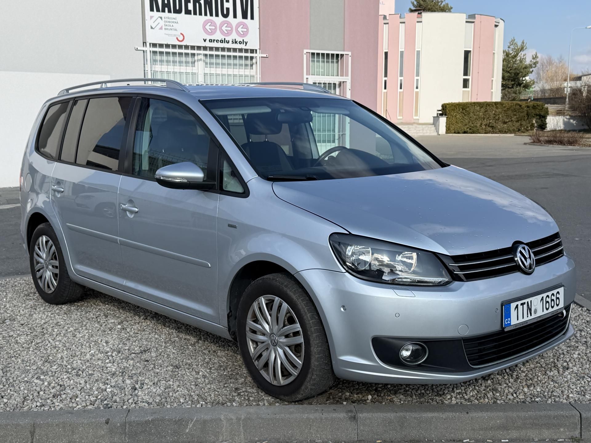 Volkswagen Touran, 1,6 TDi/77kW - Webasto,TZ,...