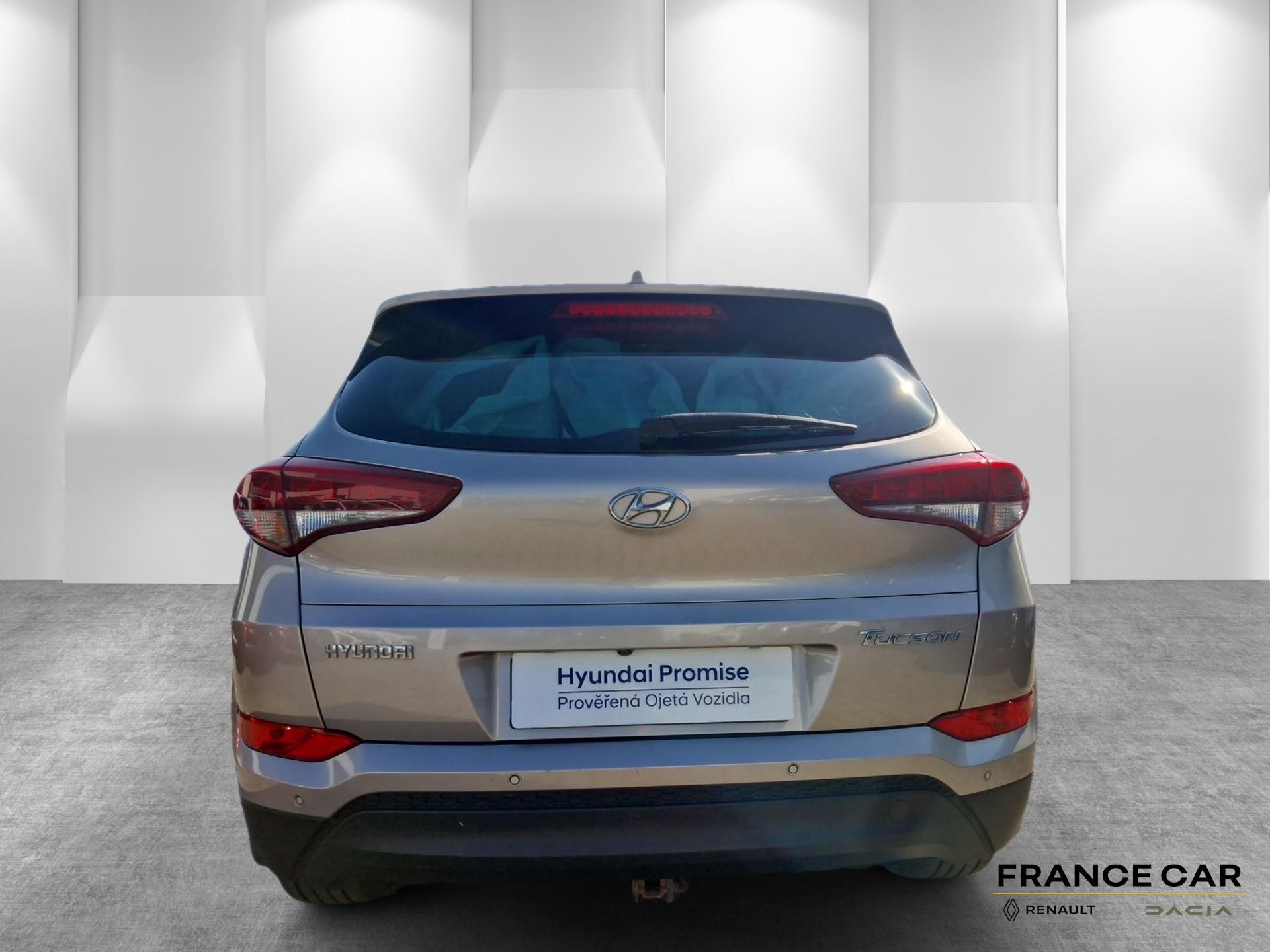 Hyundai Tucson, 1,7 CRDi 85 kW Trikolor ČR - fotka 6
