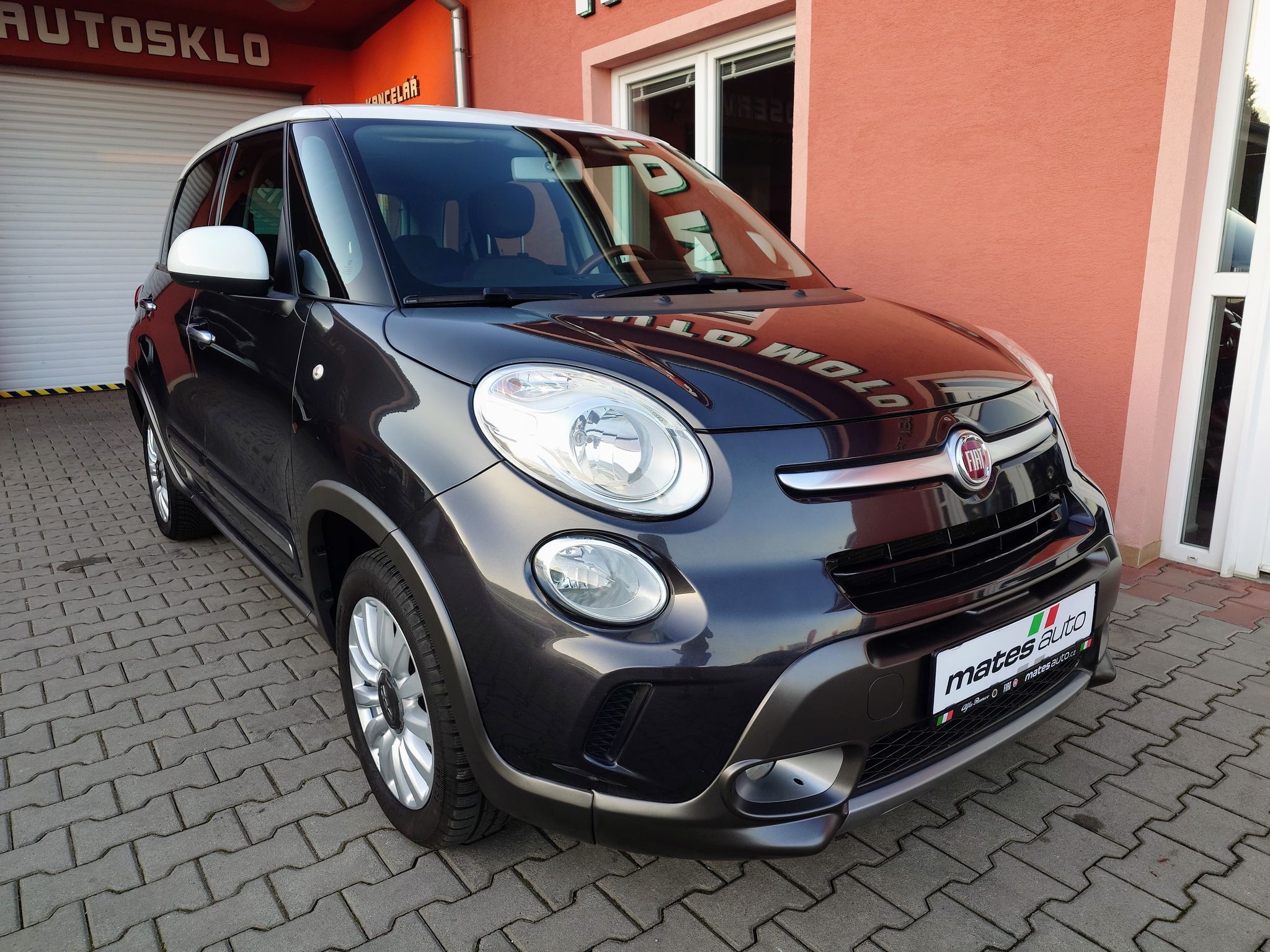 Fiat 500L, Trekking 88kW - fotka 4