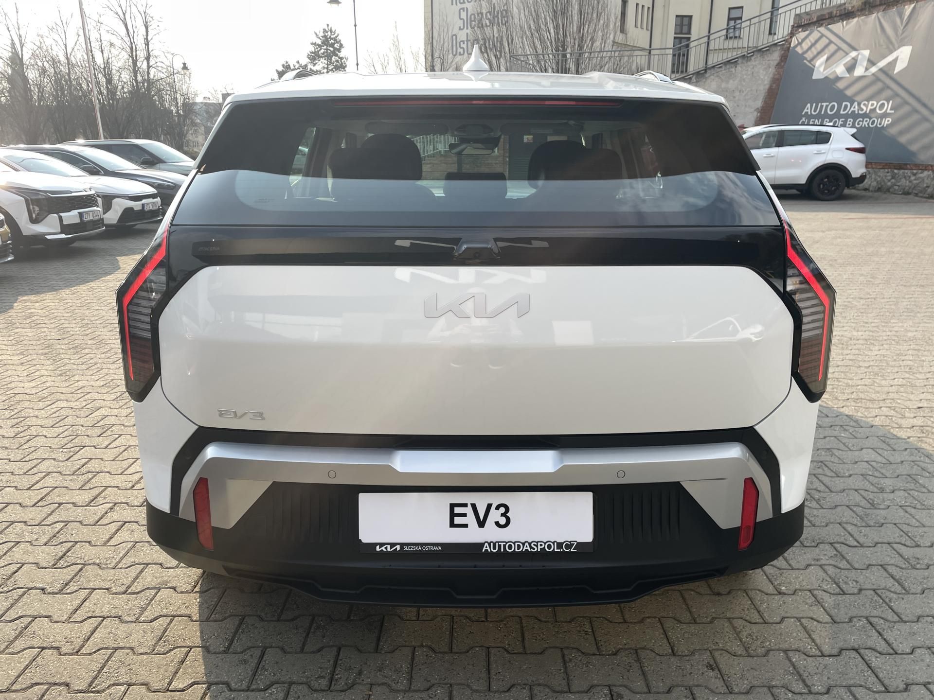 Kia EV3, AC elektromotor 4x2 AIR 150kW - fotka 4