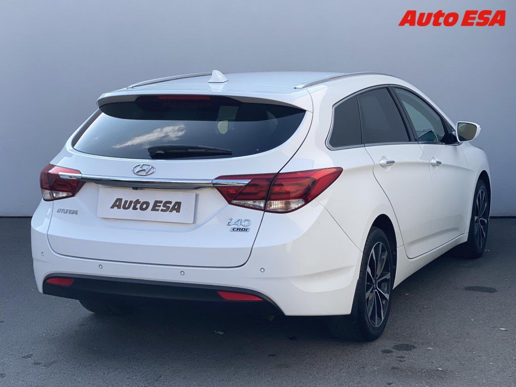 Hyundai i40, 1.7 CRDi,ČR,Navi,kamera - fotka 4