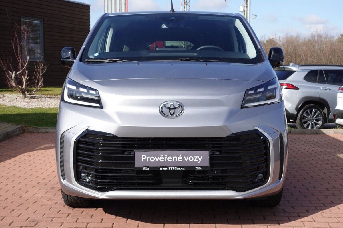 Toyota Proace Verso, 2.0L Diesel 144 PS 5D L1 6 MT - fotka 2