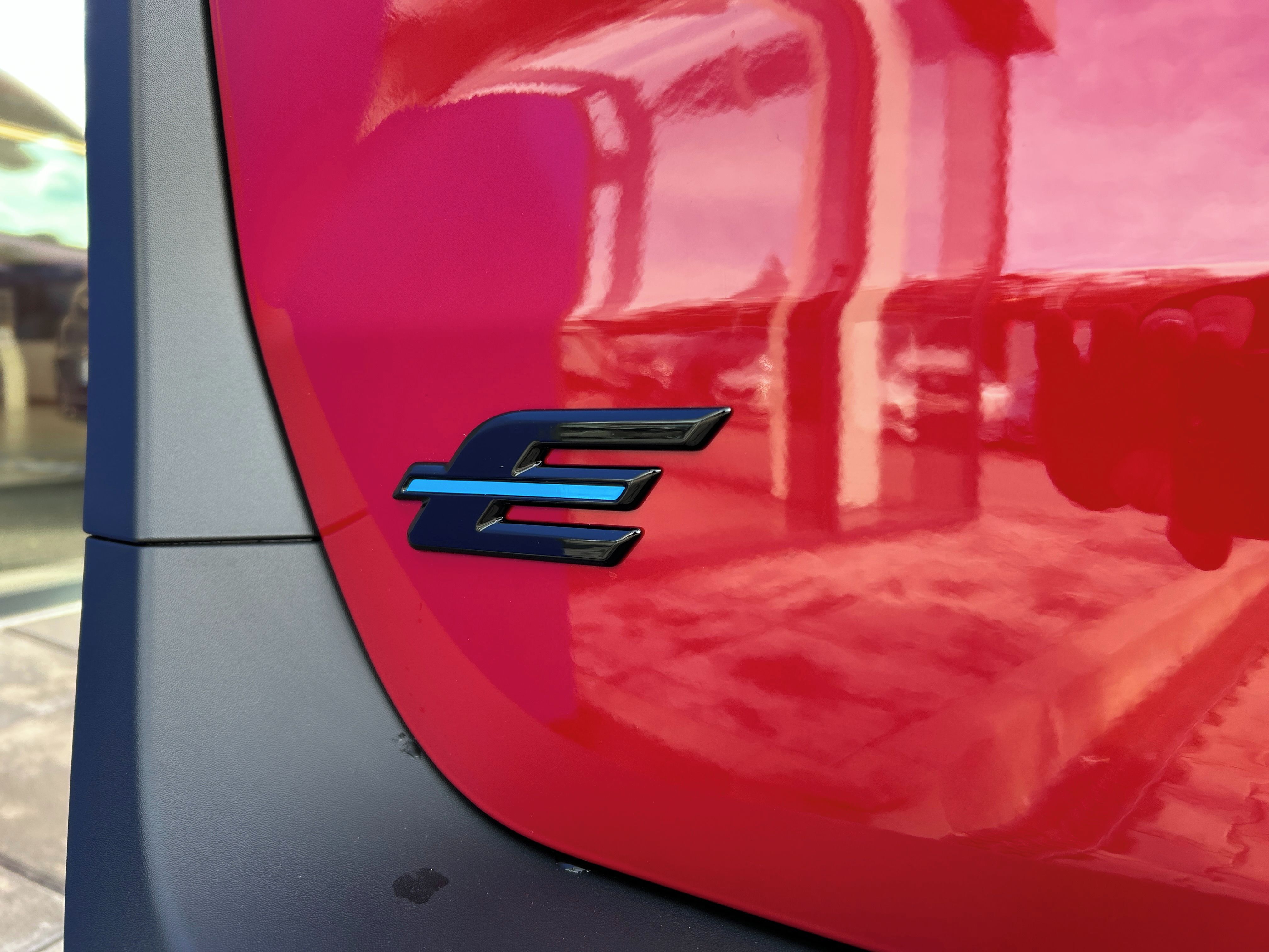 Ford Tourneo Courier, 43 kWh Elektromotor Trend L1 - fotka 6