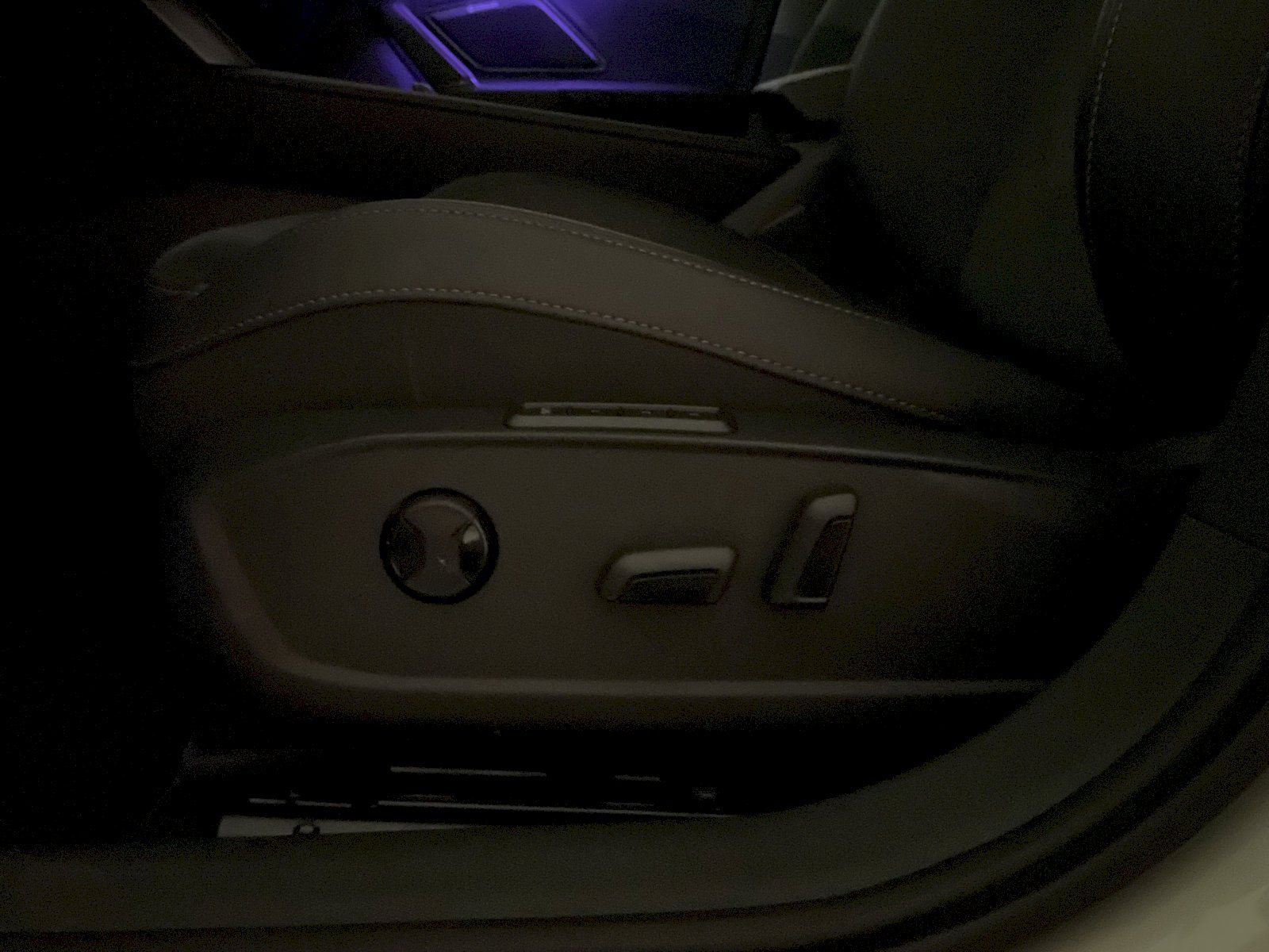 Cupra Leon, 1.5 eTSI 110KW - fotka 6
