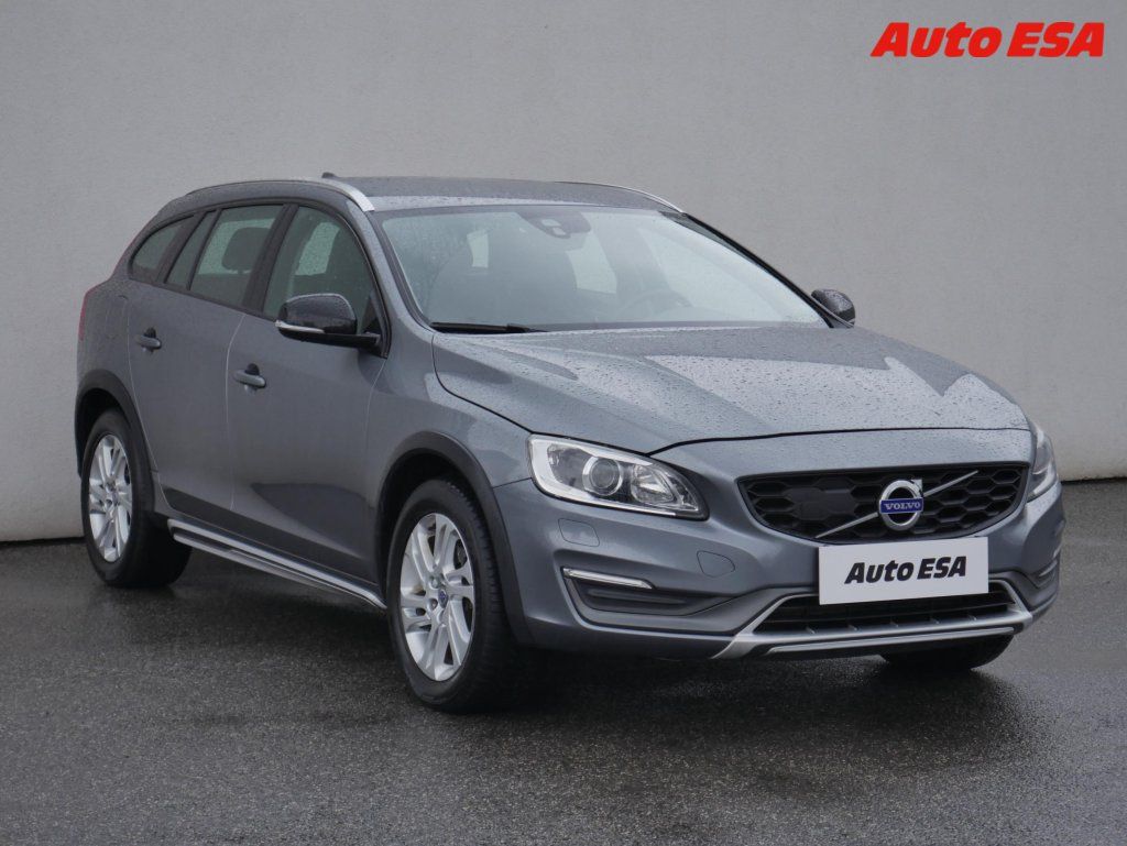 Volvo V60, 2.4 D4 4x4,ČR