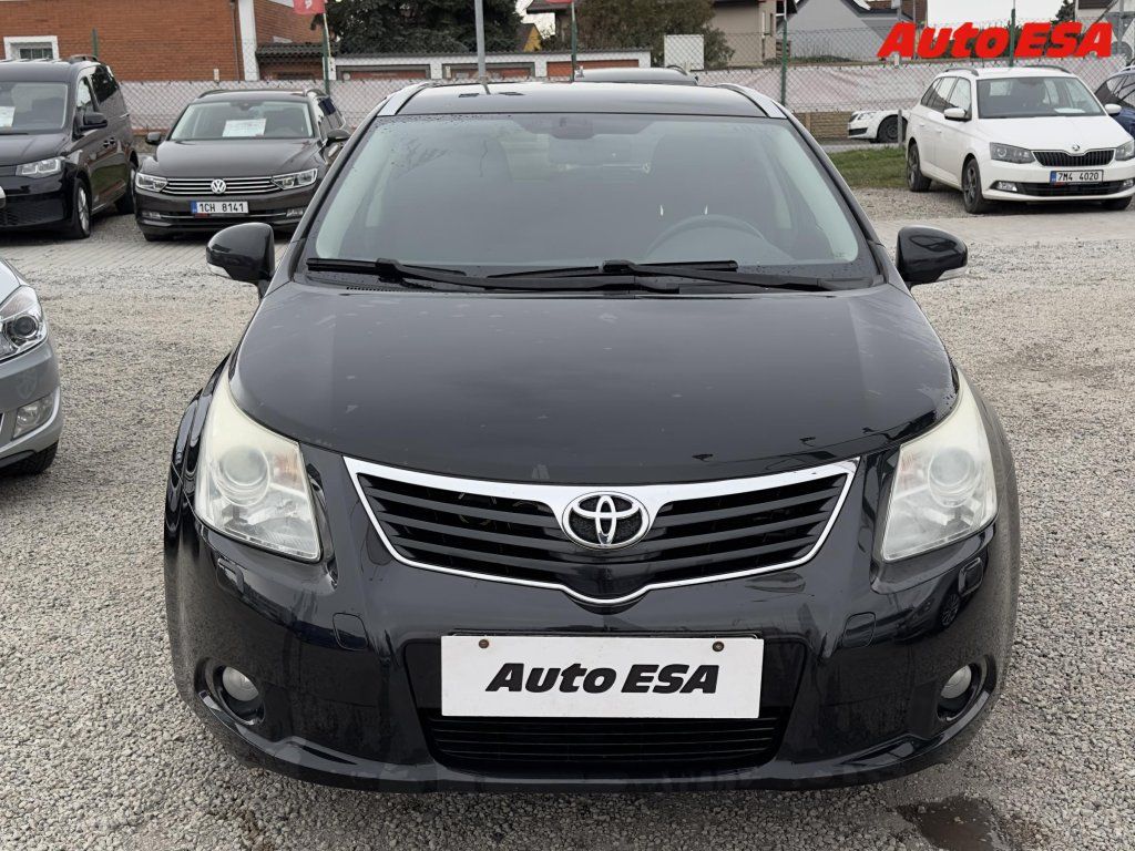 Toyota Avensis, 2.0d,1.maj,ČR,Xenon,AC - fotka 2