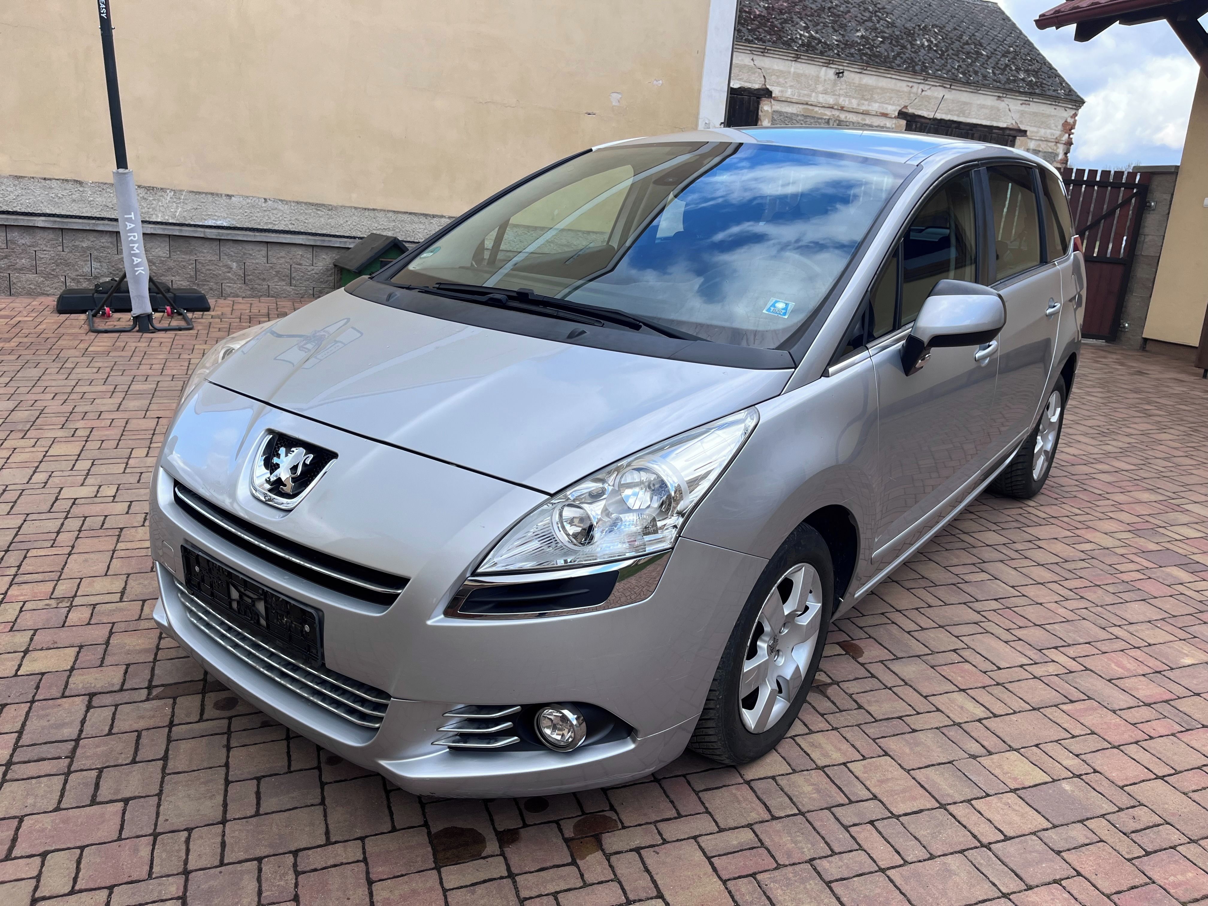 Peugeot 5008, 1.6 HDI 110PS SERVISKA - fotka 5
