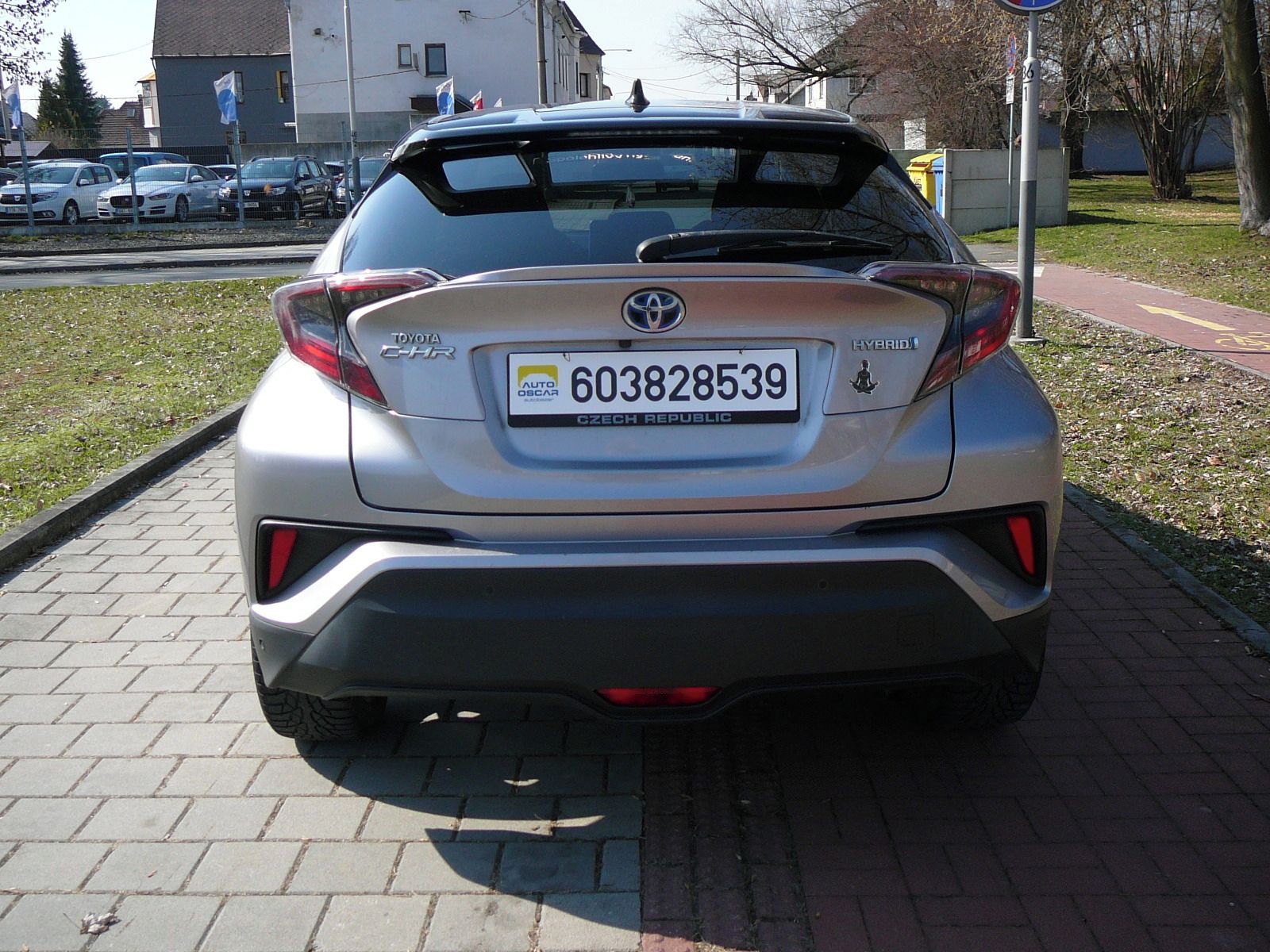 Toyota C-HR, 18i Hybrid AUT 1MAJ ČR - fotka 5