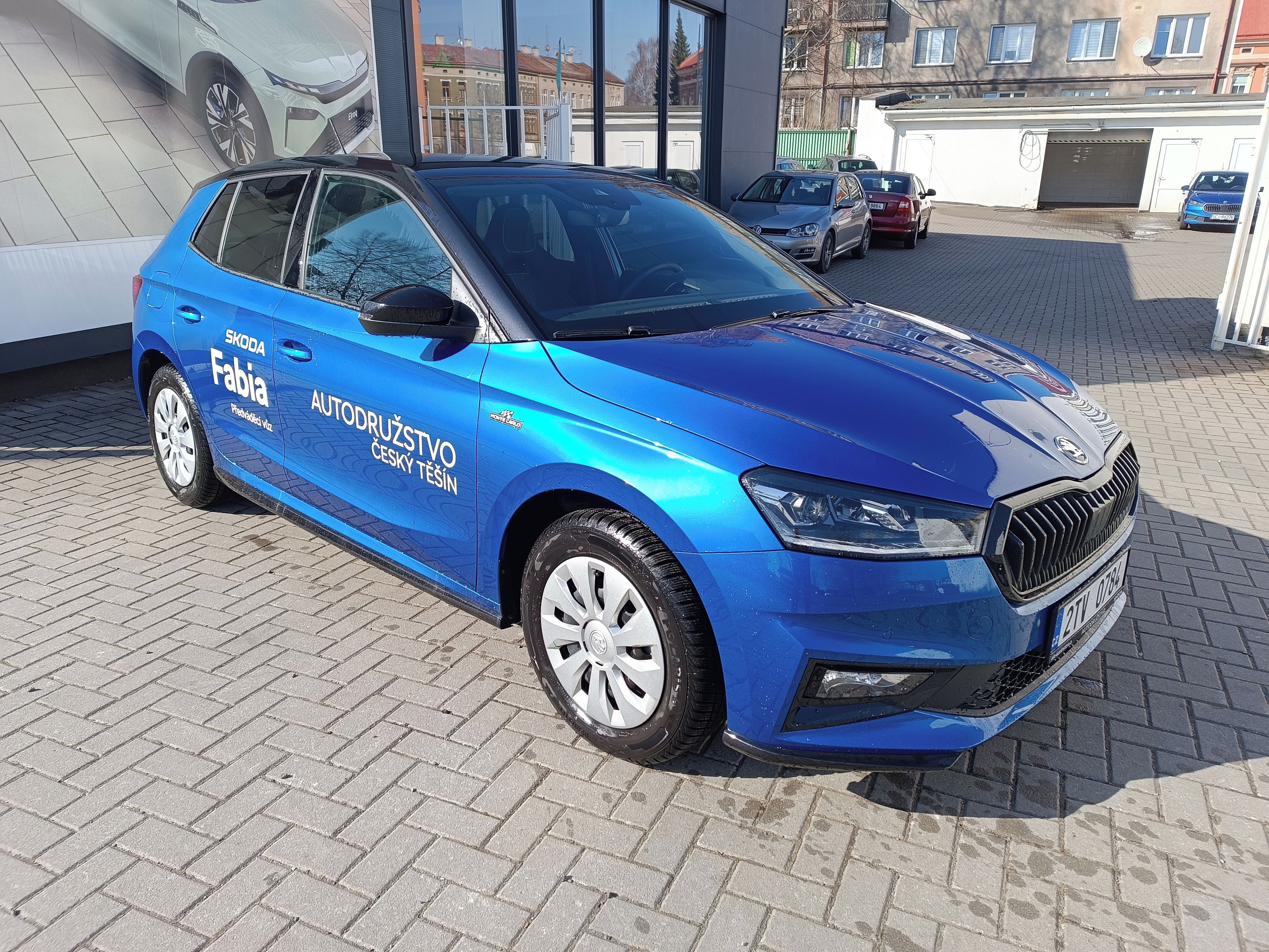 Škoda Fabia, MonteCarlo 1,0TSI 85kW 6man - fotka 2