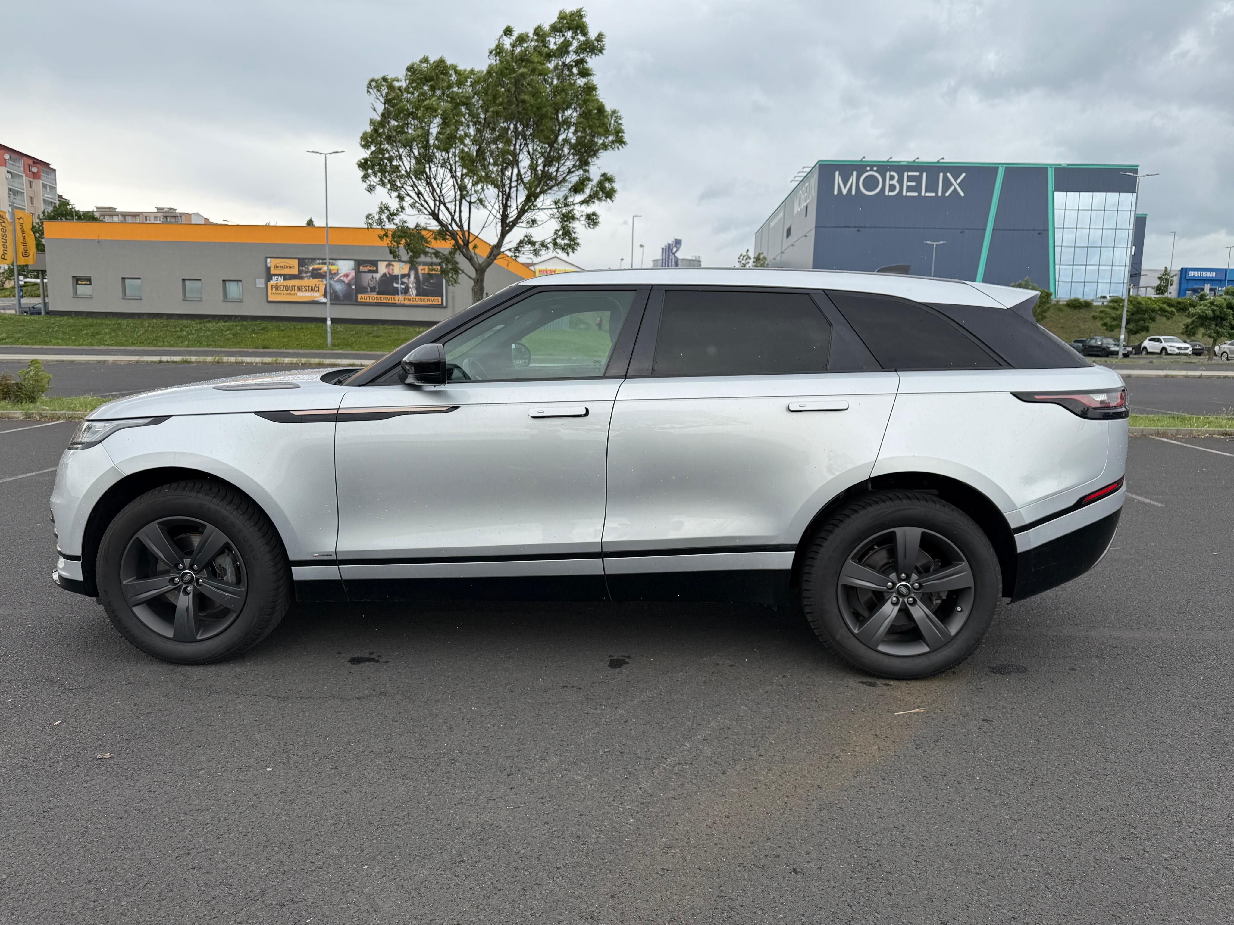 Land Rover Range Rover Velar, 2.0 TDi 177KW, R-Dynamic, 4x4 - fotka 2