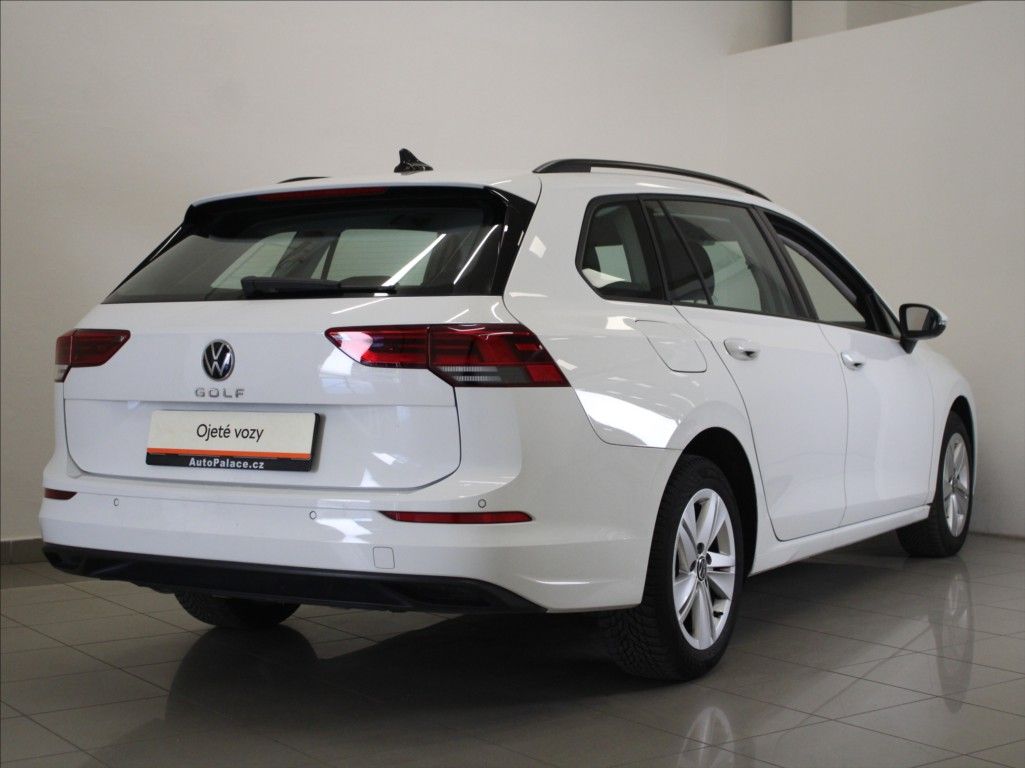 Volkswagen Golf, 1,5 TSI Life Variant 147tkm.ČR - fotka 3