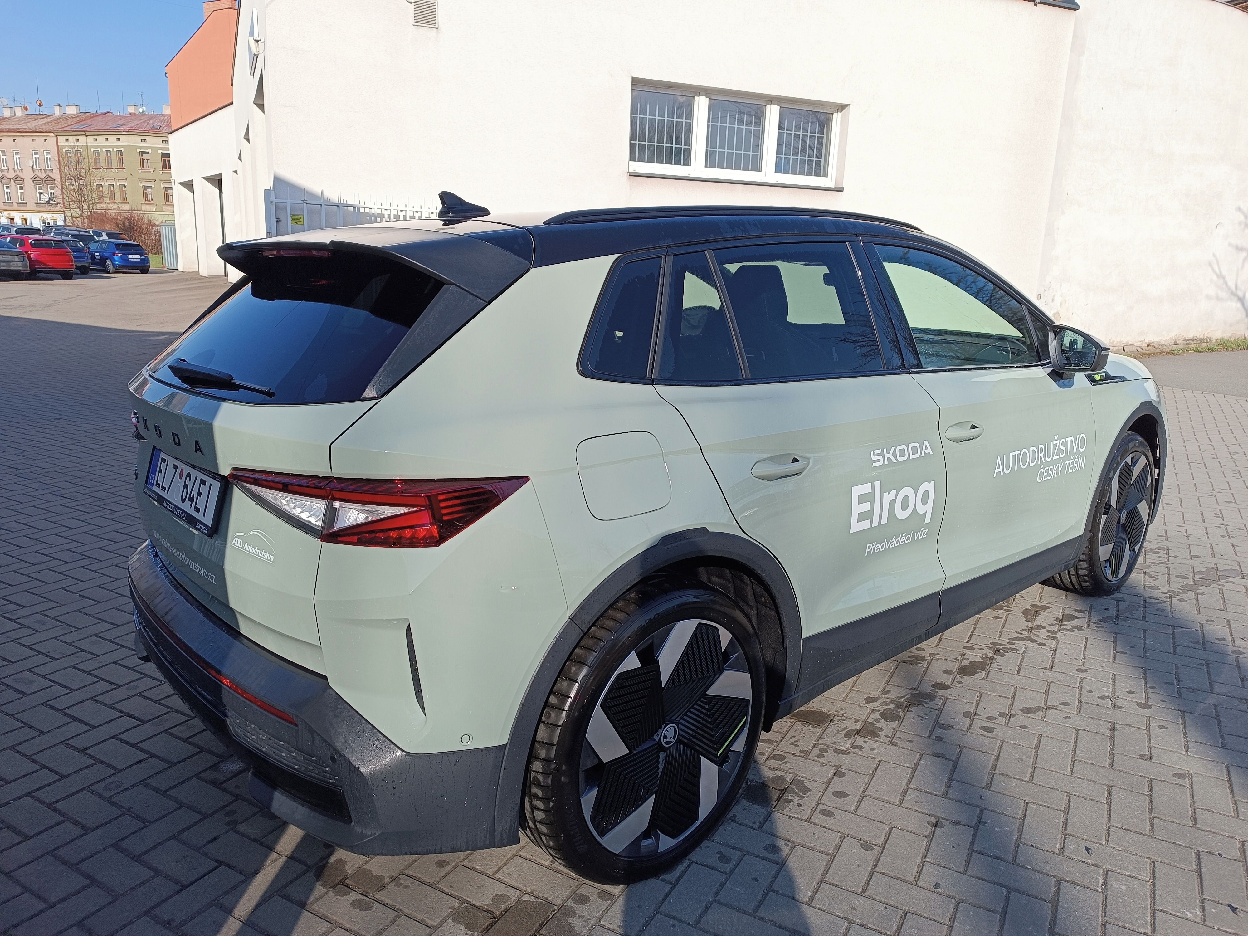 Škoda Elroq, RS 84Kw 250Kw 1° 4x4 - fotka 3