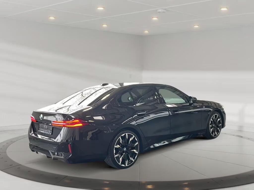 BMW Řada 5, 520 d M Sport Carbon*Navi* - fotka 2